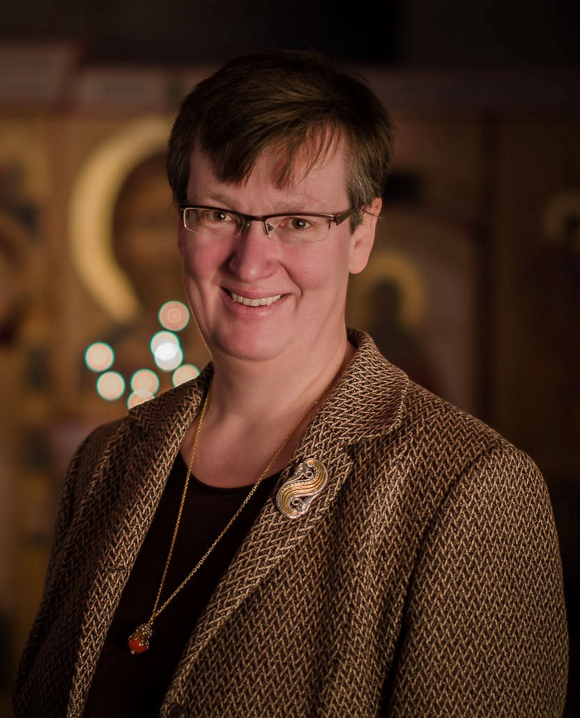 Caroline Serck-Hanssen har skrevet bok om den hellige Trifon og har stor kunnskap om den ortodokse kirke