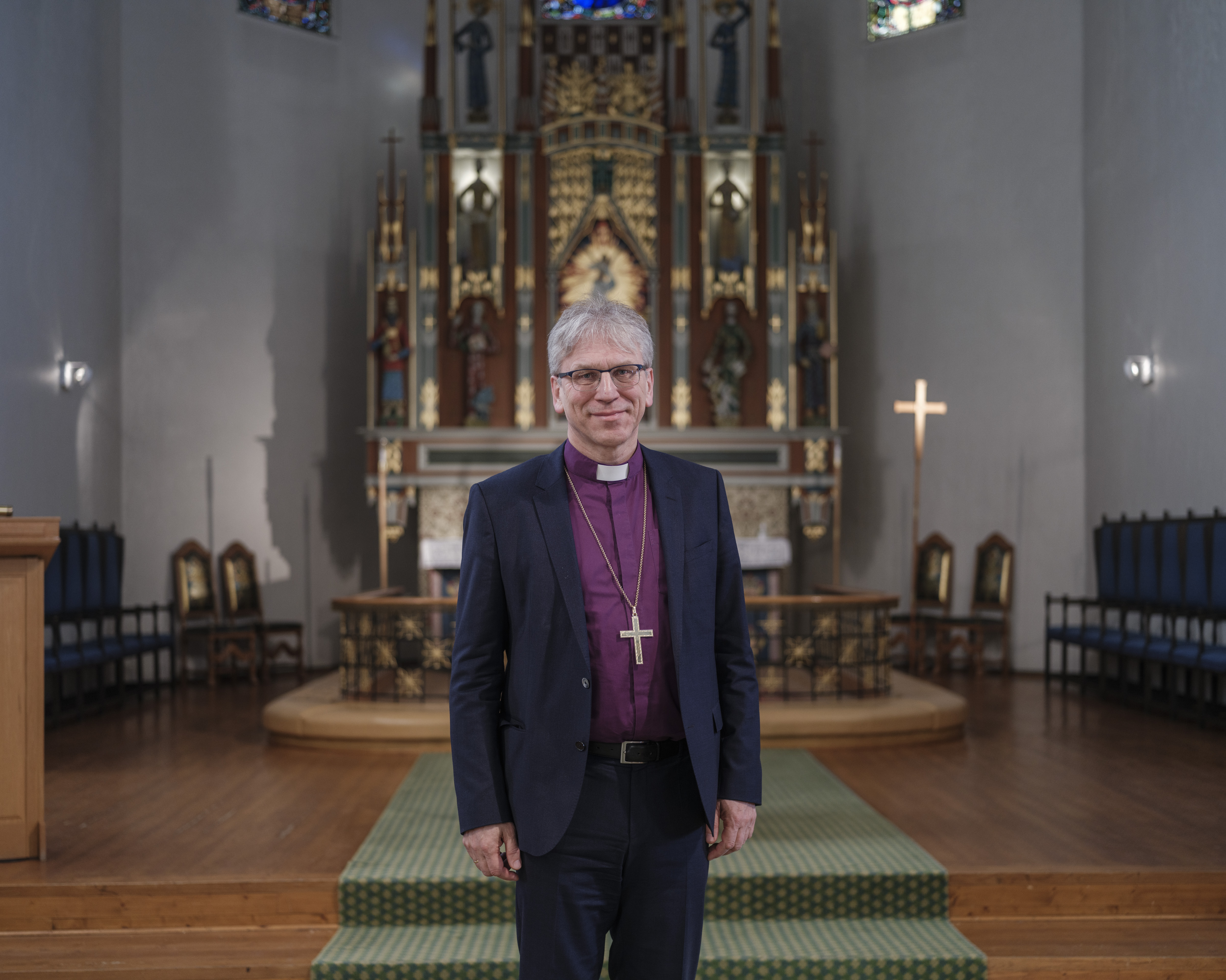 Kari Mangrud Alvsvåg presenteres som ny biskop i Borg. Fredrikstad domkirke.

Preses Olav Fykse Tveit