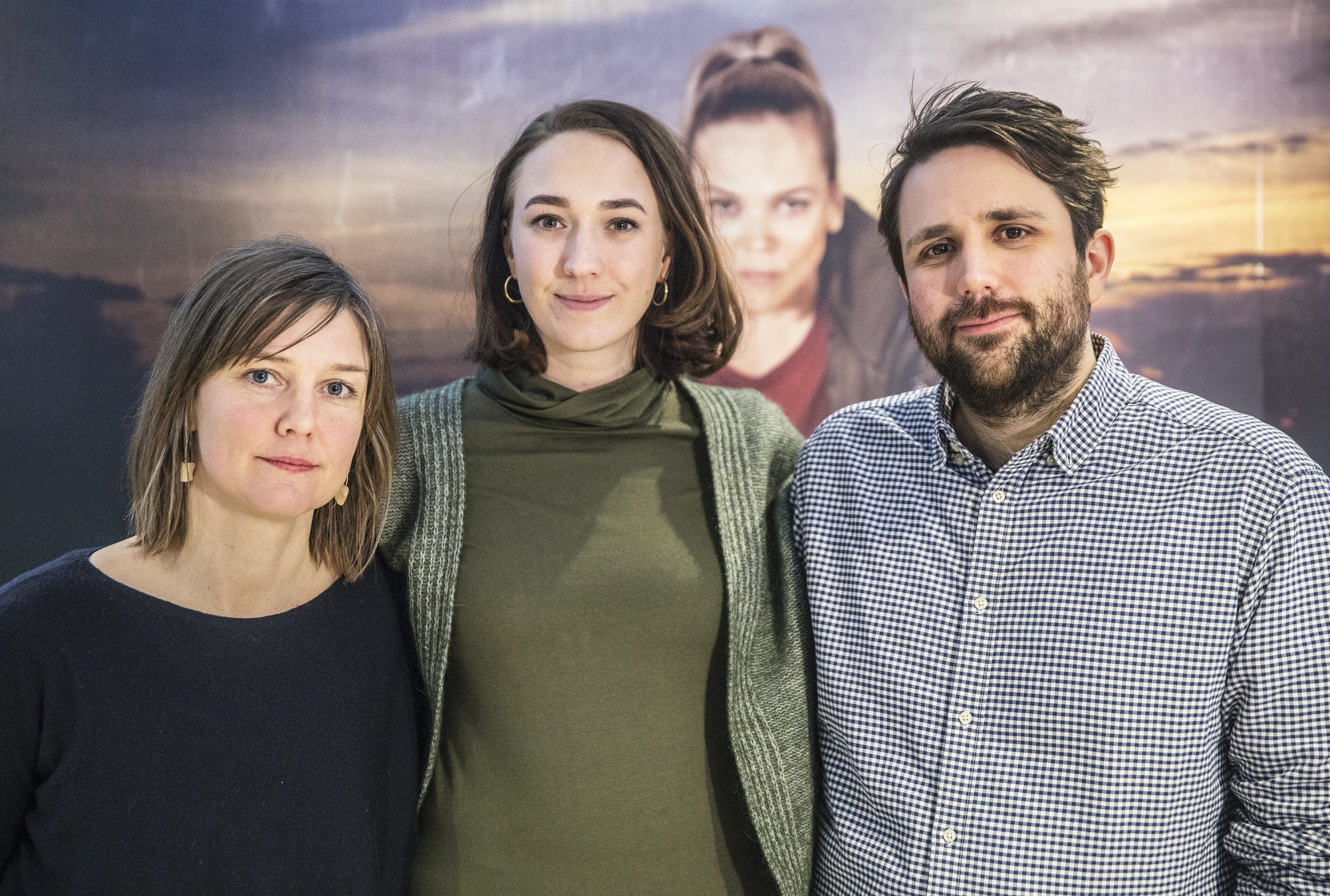 Oslo  20190204.
Yngvild Sve Flikke (t.v), Vilje Kathrine Hagen og Johan Fasting, her ved premieren på sesong 2 av "Heimebane" på NRK .