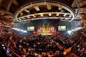 Willow Creek tvingas till stora besparingar