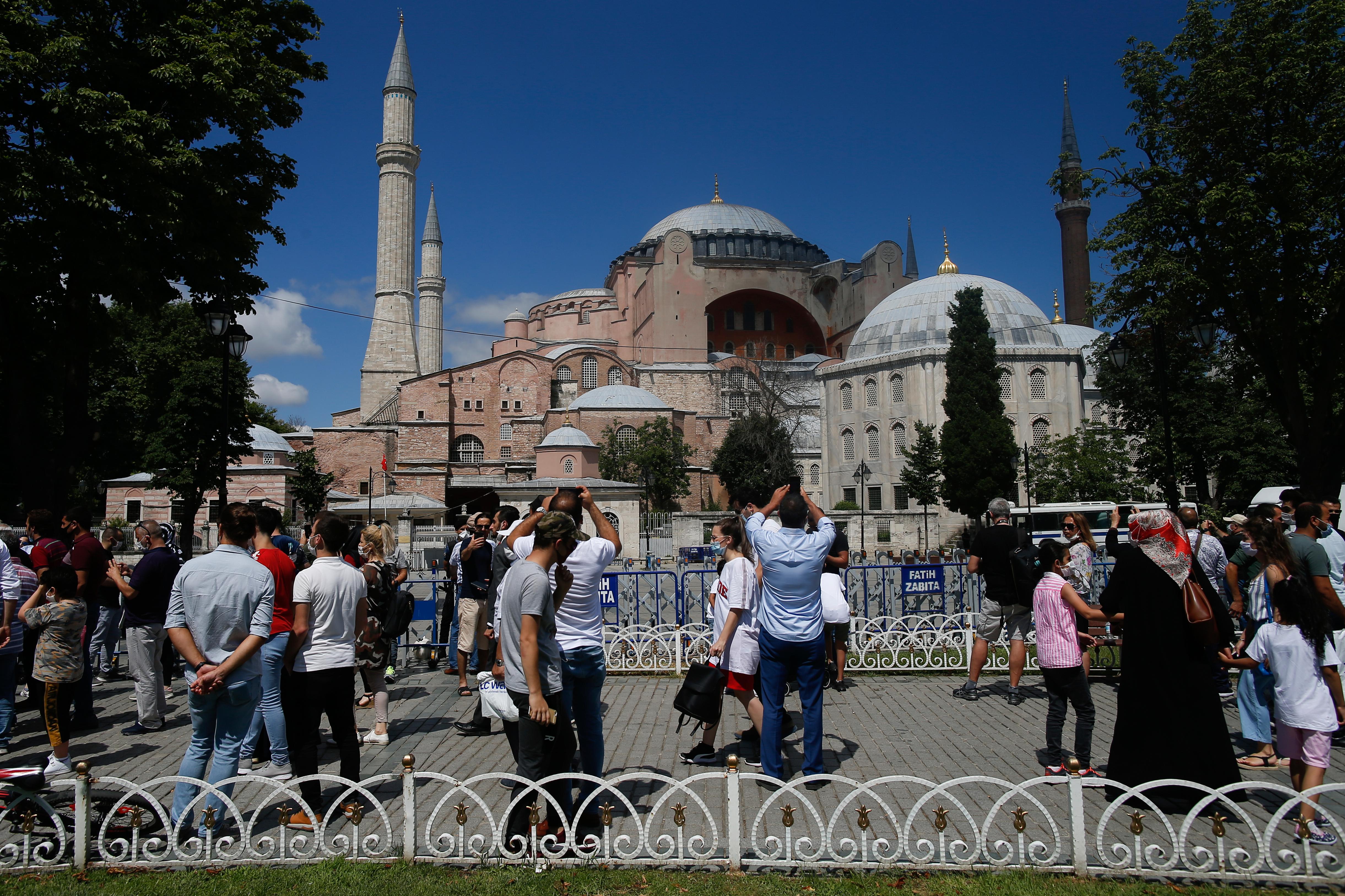 Russland kaller omgjøringen av Hagia Sofia et internt anliggende