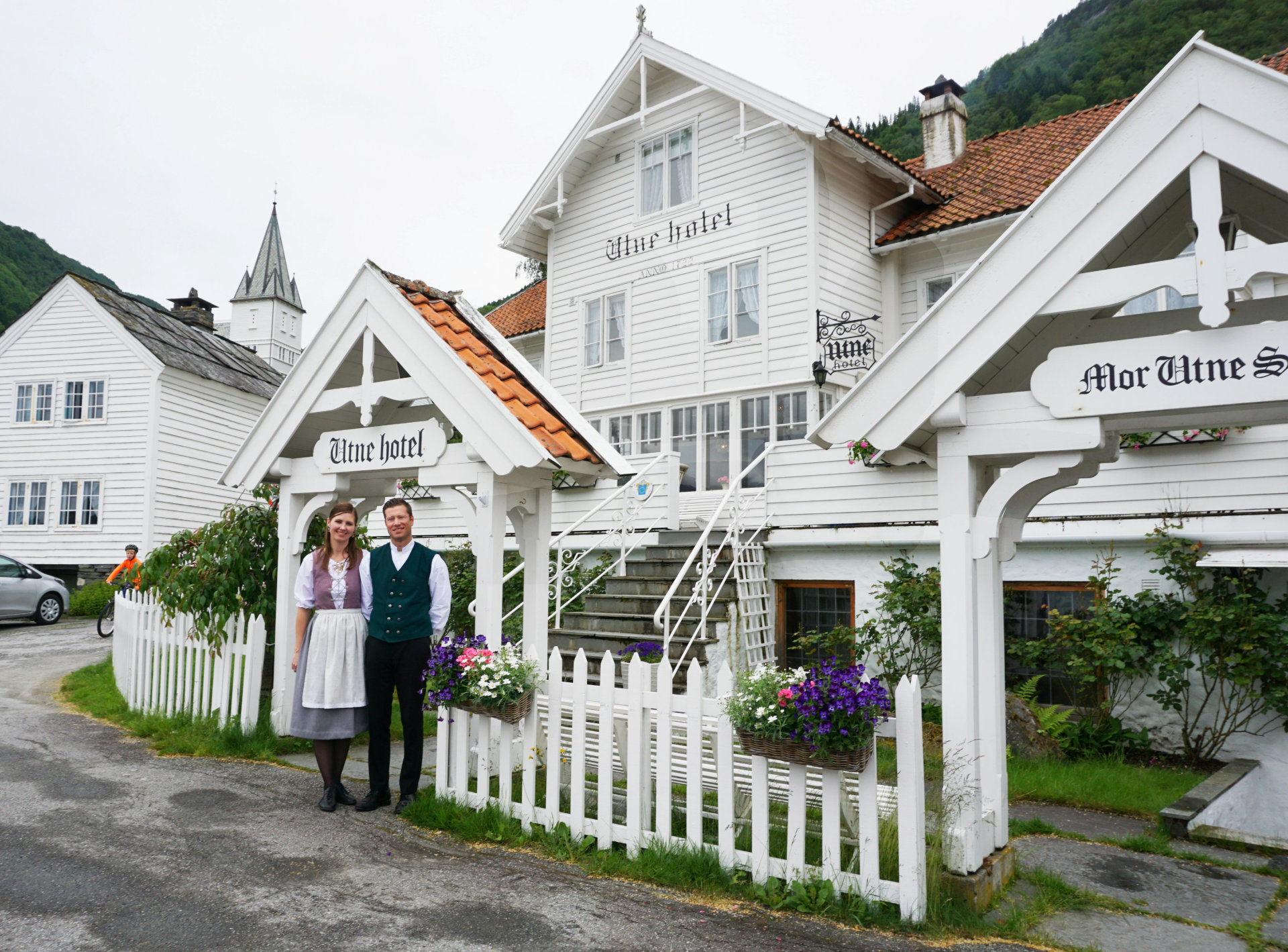 Kresne svigerforeldre? Gi bort et gavekort på et historisk overnattingssted, som Utne Hotel i Hardanger. 