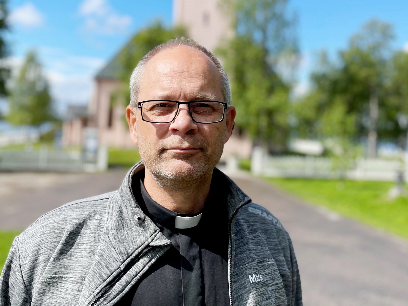 Eleverna protesterade – fick ha skolavslutningen i kyrkan