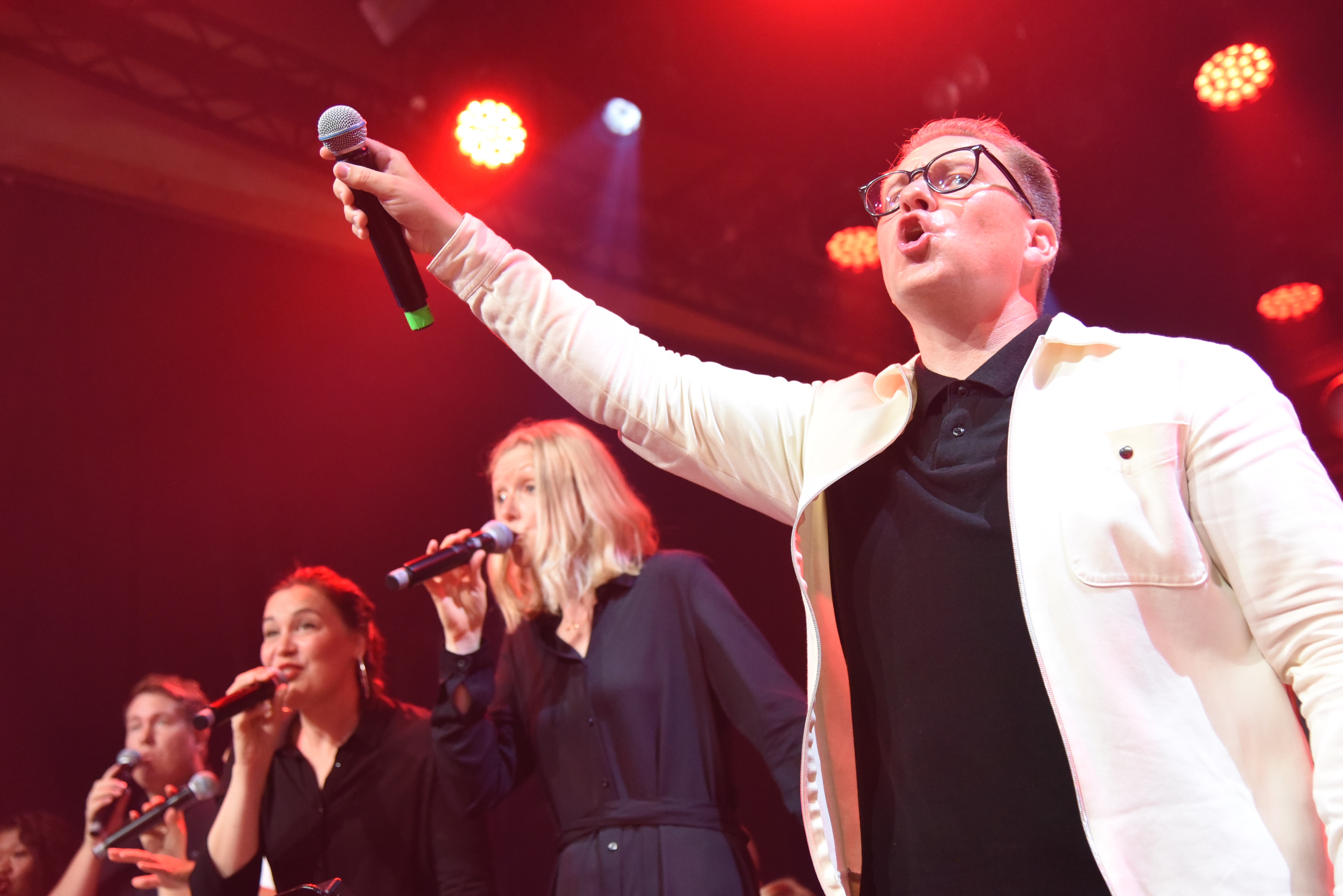 Gullbrannafestivalen 2022. Samuel Ljungblahd sjöng tillsammans med Bodekull Gospel & Jazz Orchestra.