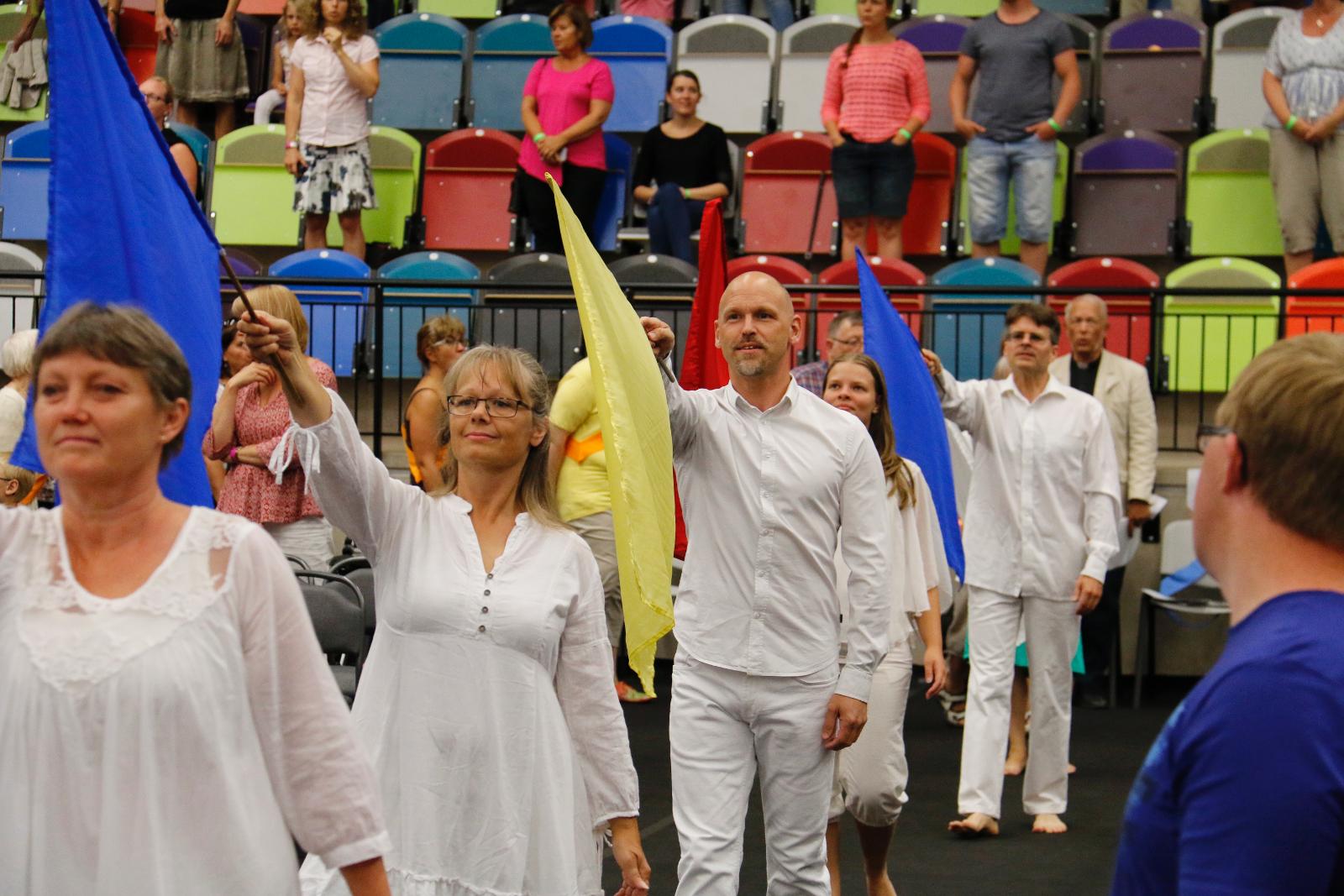 Oasmötet i Jönköping inleddes i tisdags, och har både svenska och internationella talare. Oasrörelsen är en fristående karismatisk rörelse inom Svenska kyrkan, utan egna medlemmar.