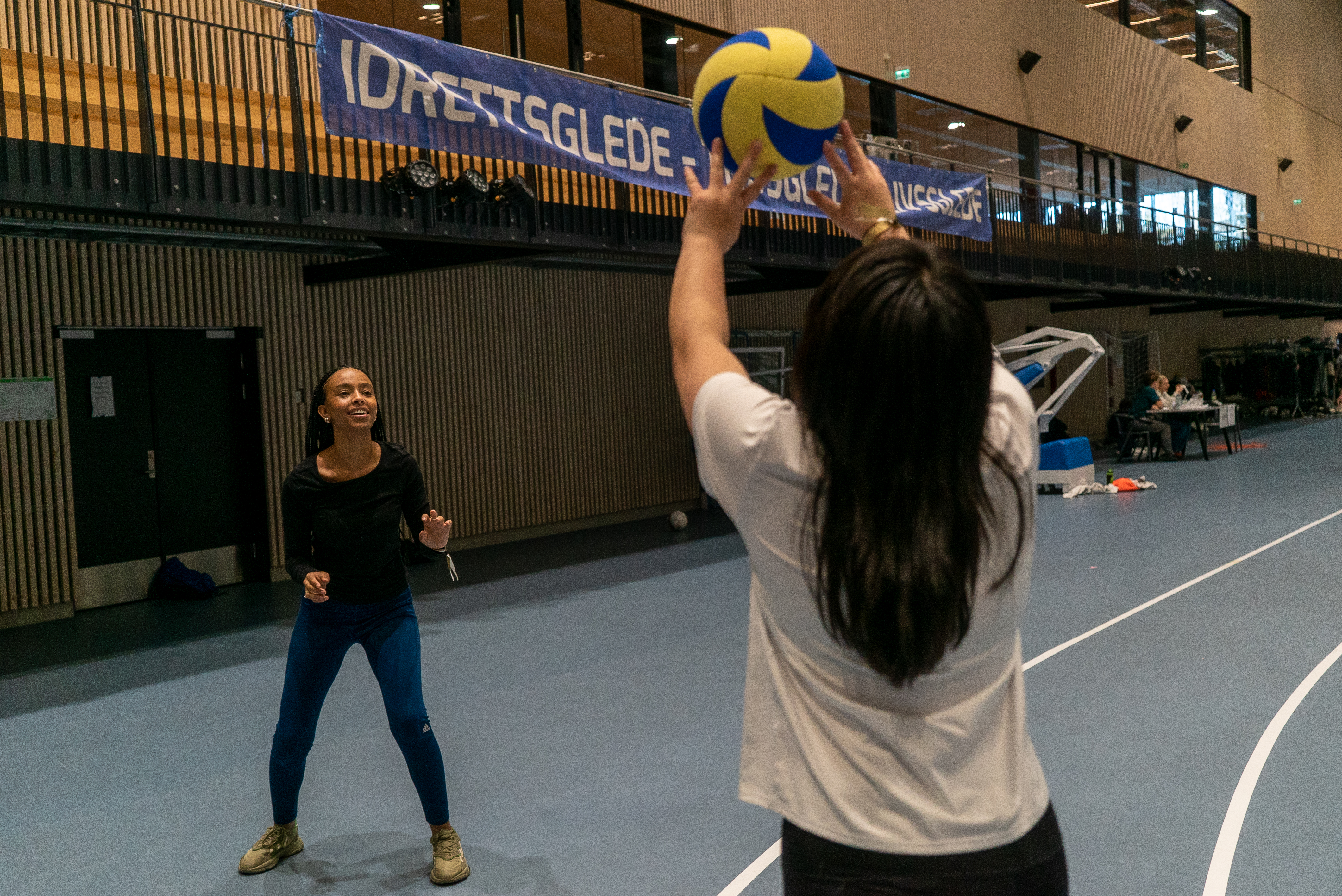 Frå venstre: Mikal H. Boka (22), Linn Christoffersen (21). Get Focused, kristen tverrkyrkjeleg festival for ungdom og unge vaksne.