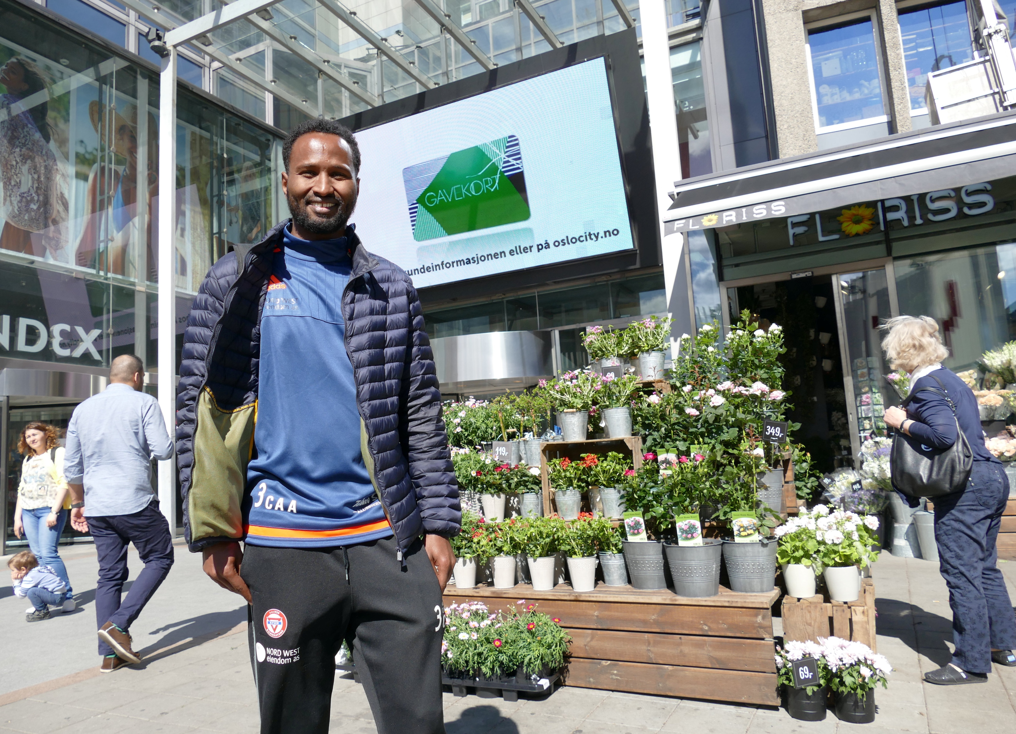 Ciise Aden Abshir stortrives i Oslo. Han jobber på et asylmottak i Lillestrøm.