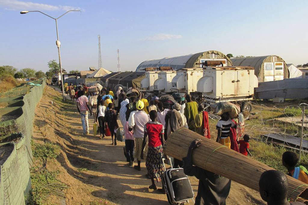 Flere frykter at en borgerkrig er i ferd med å bryte ut i Sør-Sudan 