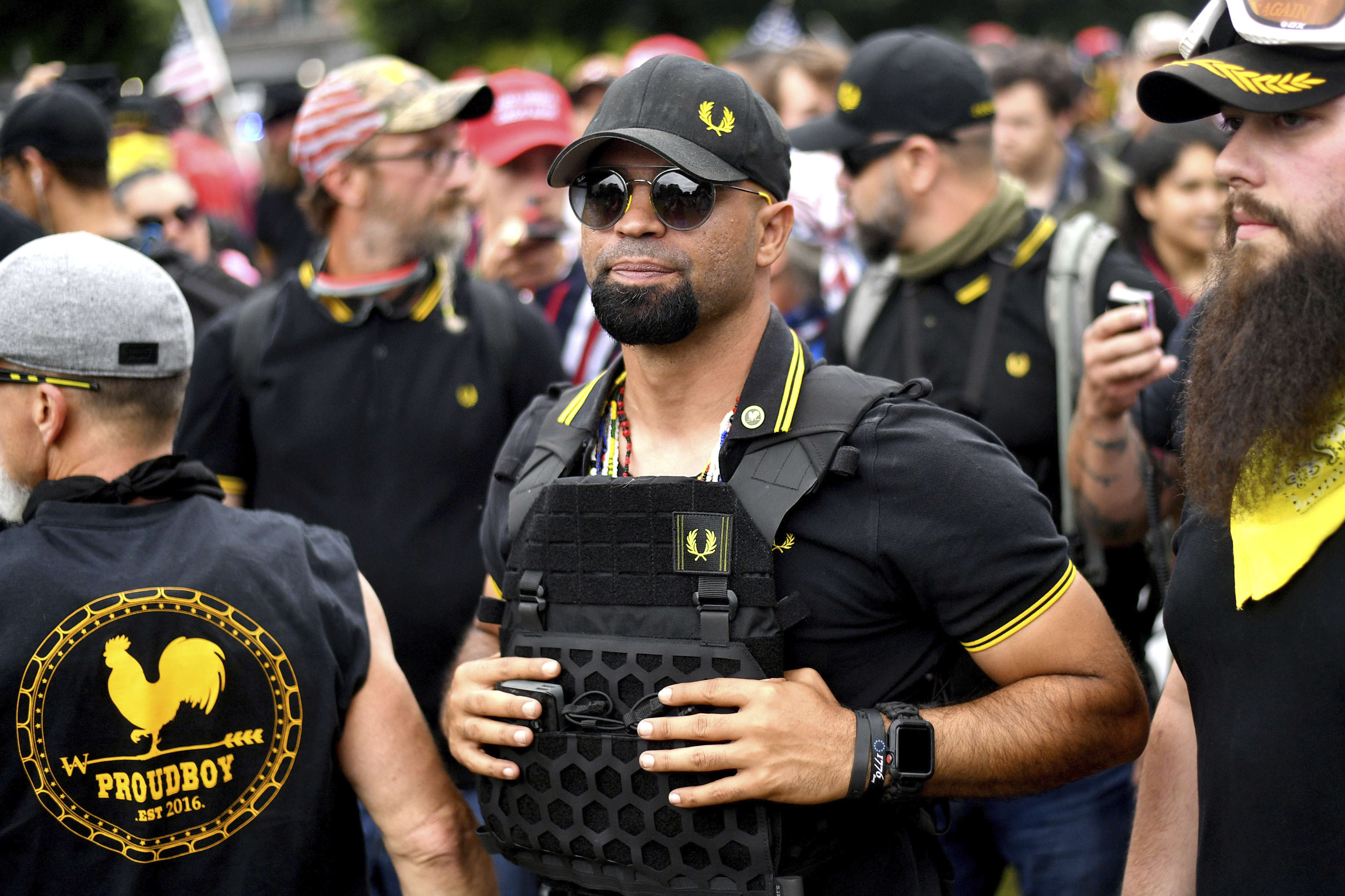 Proud Boys ledare får fängelse efter kyrkattack