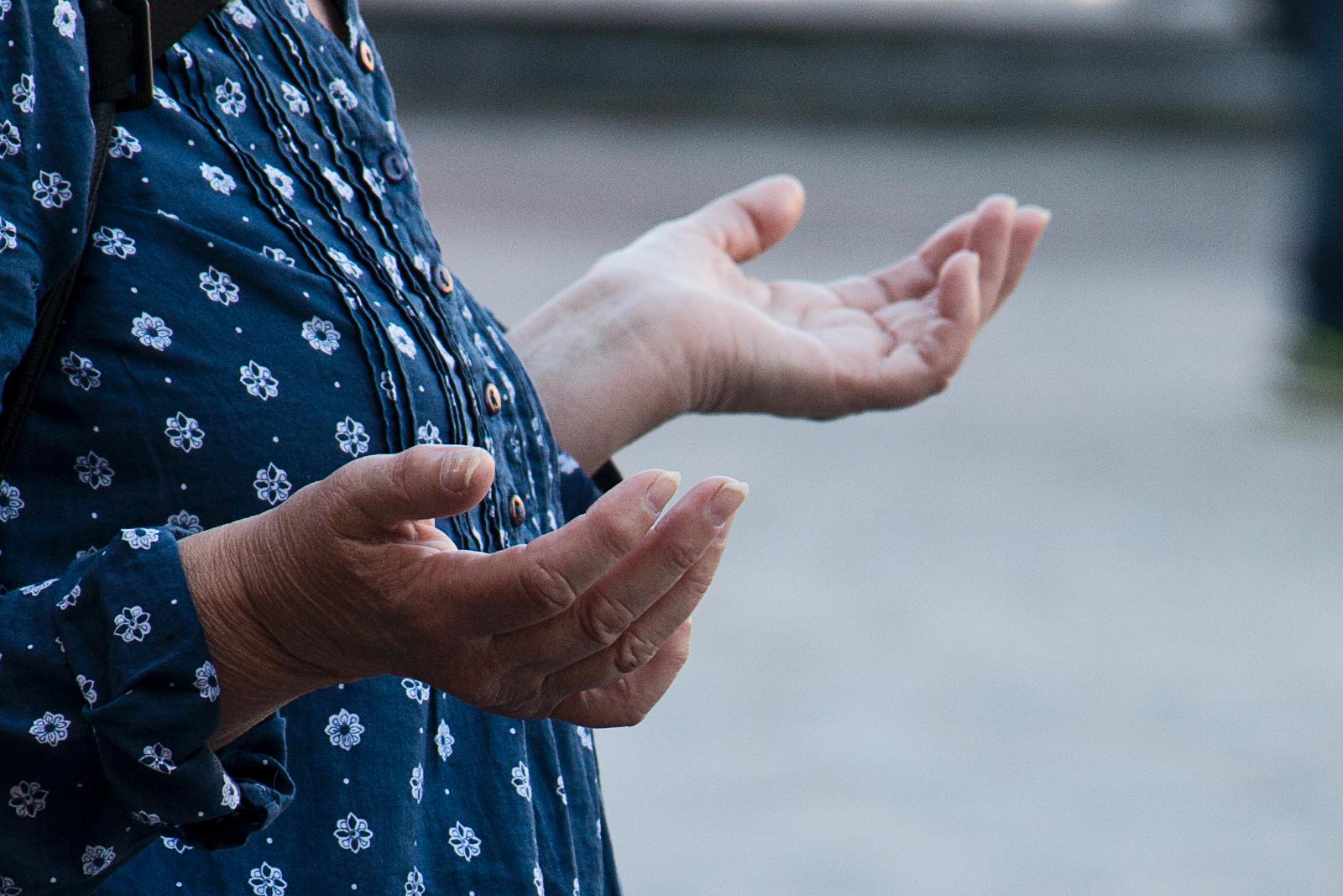 Medveten närvaro­ i Jesu namn