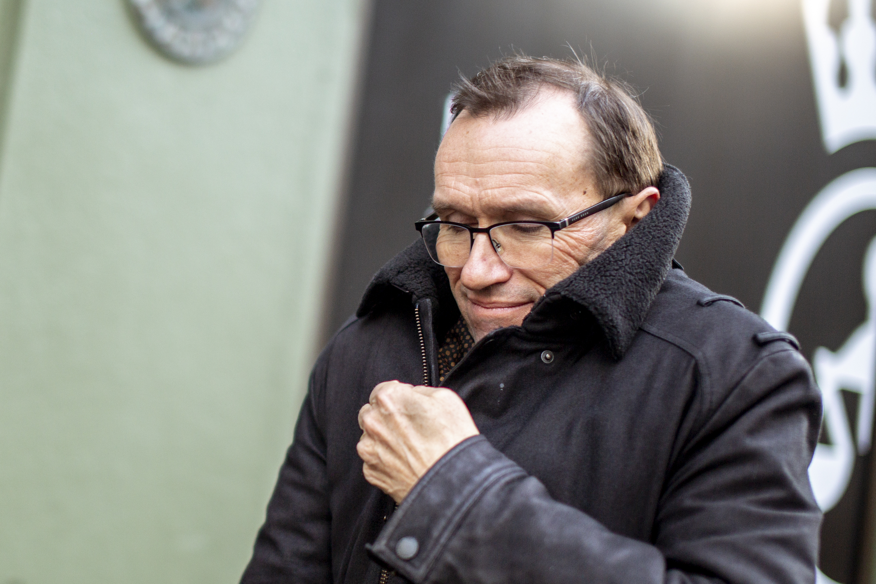 Oslo, Norge. 16.02.22. Espen Barth Eide fotografrt til serien Lørdagsintervjuet . Foto: Tuva Skare