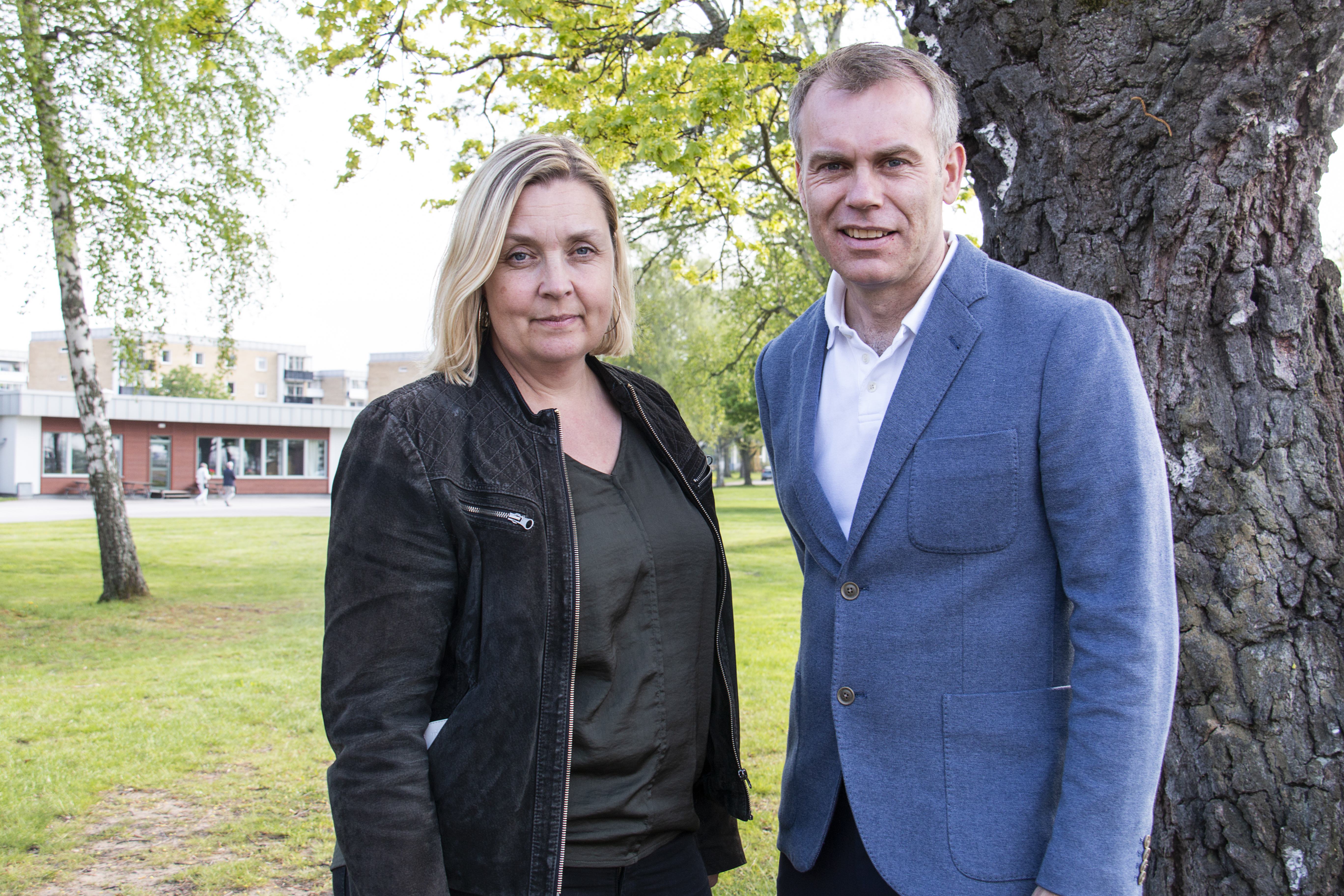 Halvbild utomhus: Linalie Newman och Ingemar Forss väljs till nya samfundsledare för Evangeliska frikyrkan. Evangeliska frikyrkan (EFK) Kongress i  Mariestad maj 2018.