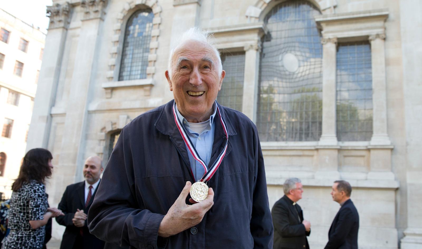 Jean Vanier begravd