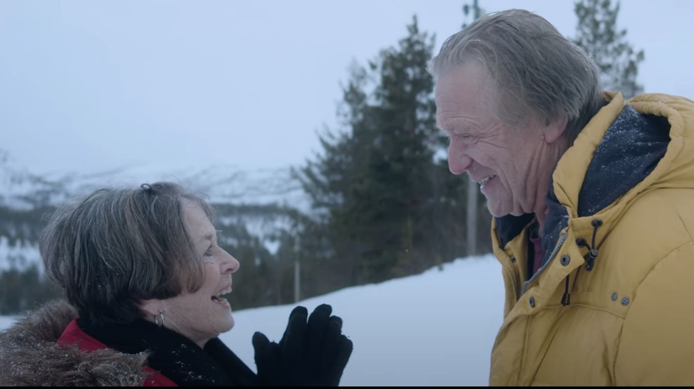 Thea Stabell og Terje Strømdal i videoen til  NorthKids MGP-sang "Someone".