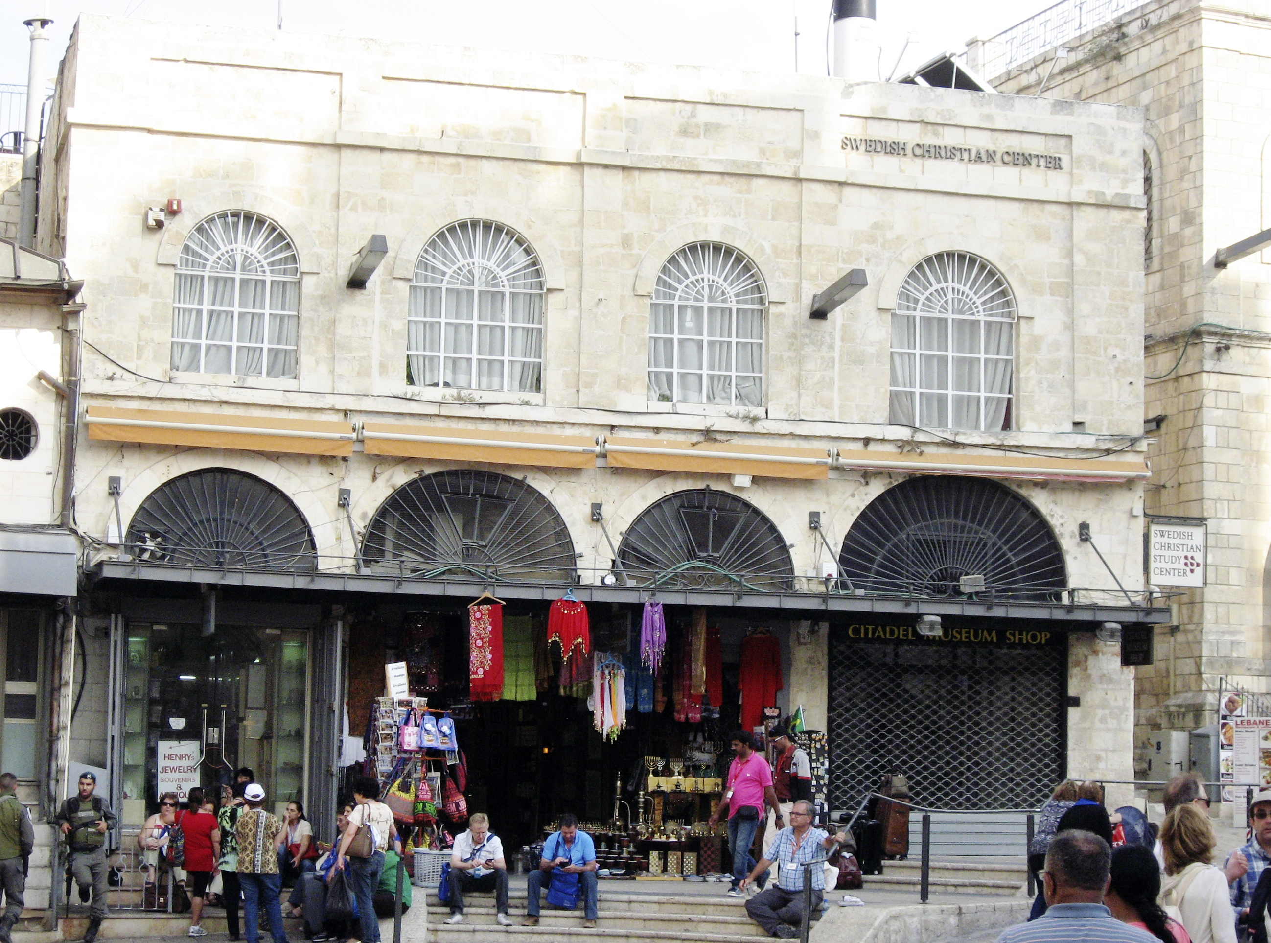 JERUSALEM. Bildas kristna studiecenter i Jerusalem.