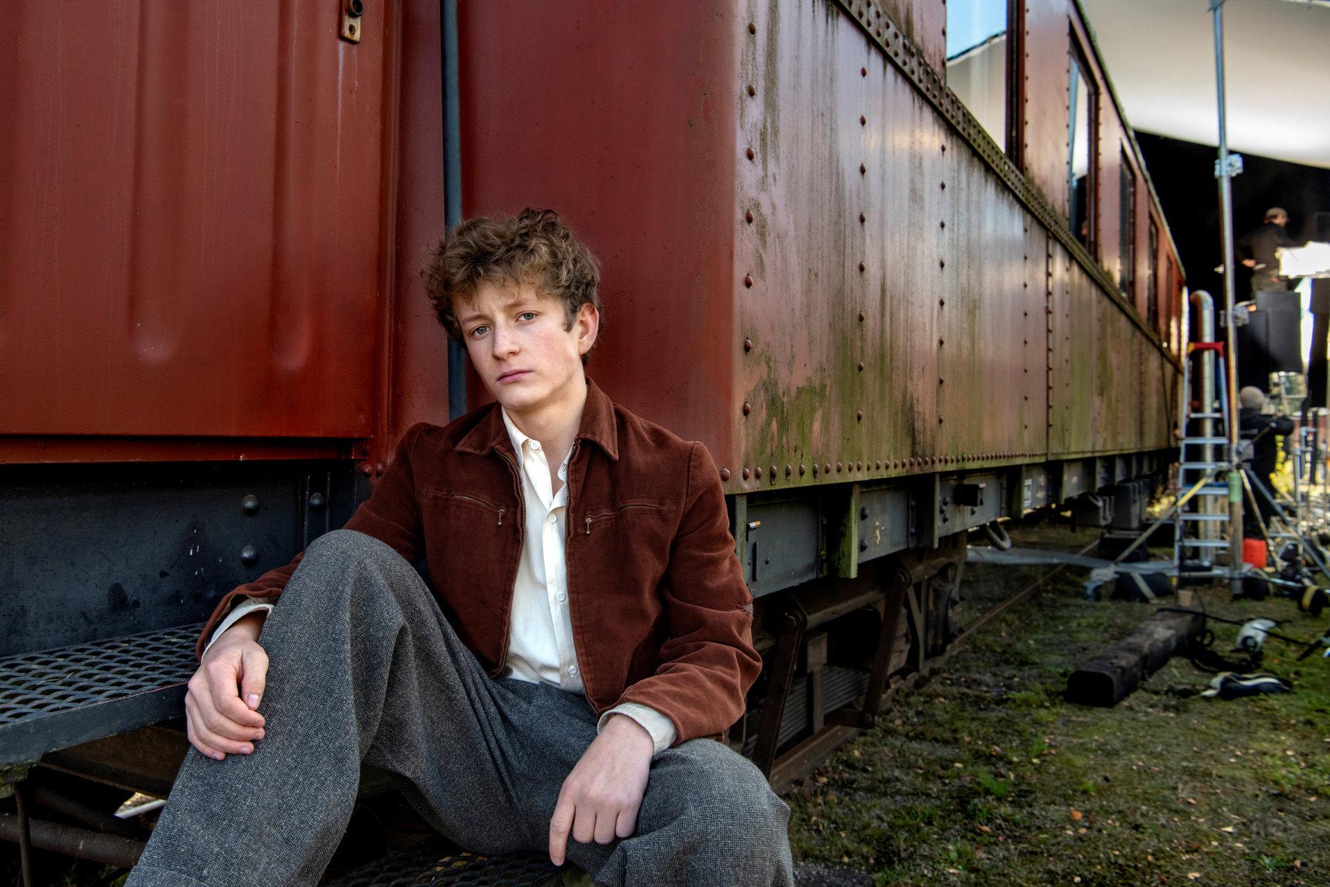 16-årige Jon Ranes har en av hovedrollene i filmatiseringen av «Ut og stjæle hester».