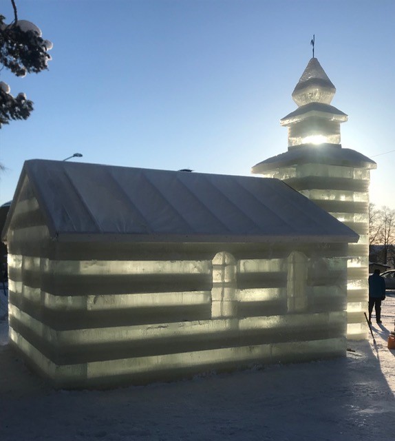 Iskyrkan i Vilhelmina dubbelvandaliserad