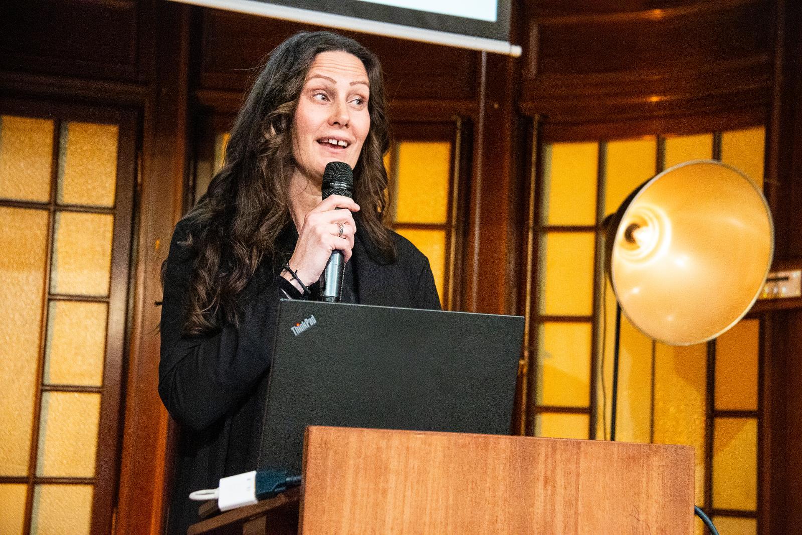 Maria Gustin Bergström, pastor i Pingst Linköping, är initiativtagare och en av författarna till rapporten ”Konvertitutredningen” som presenterades i Citykyrkan i Stockholm på onsdagen.