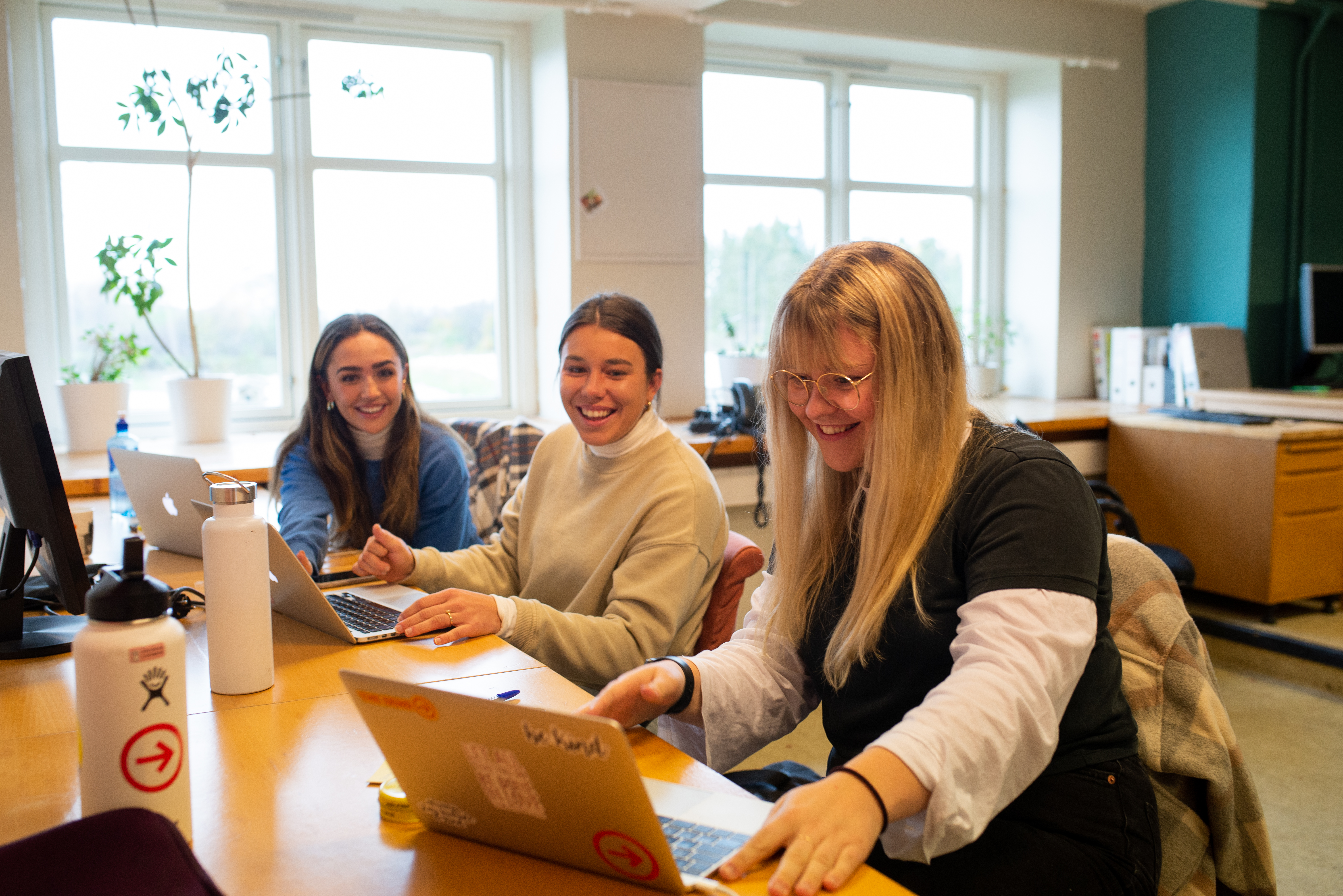 The Send, Grimerud. Julie Kleivset 21, Tonje Fidjeland (22), Sunniva Gulbrandsen (22)