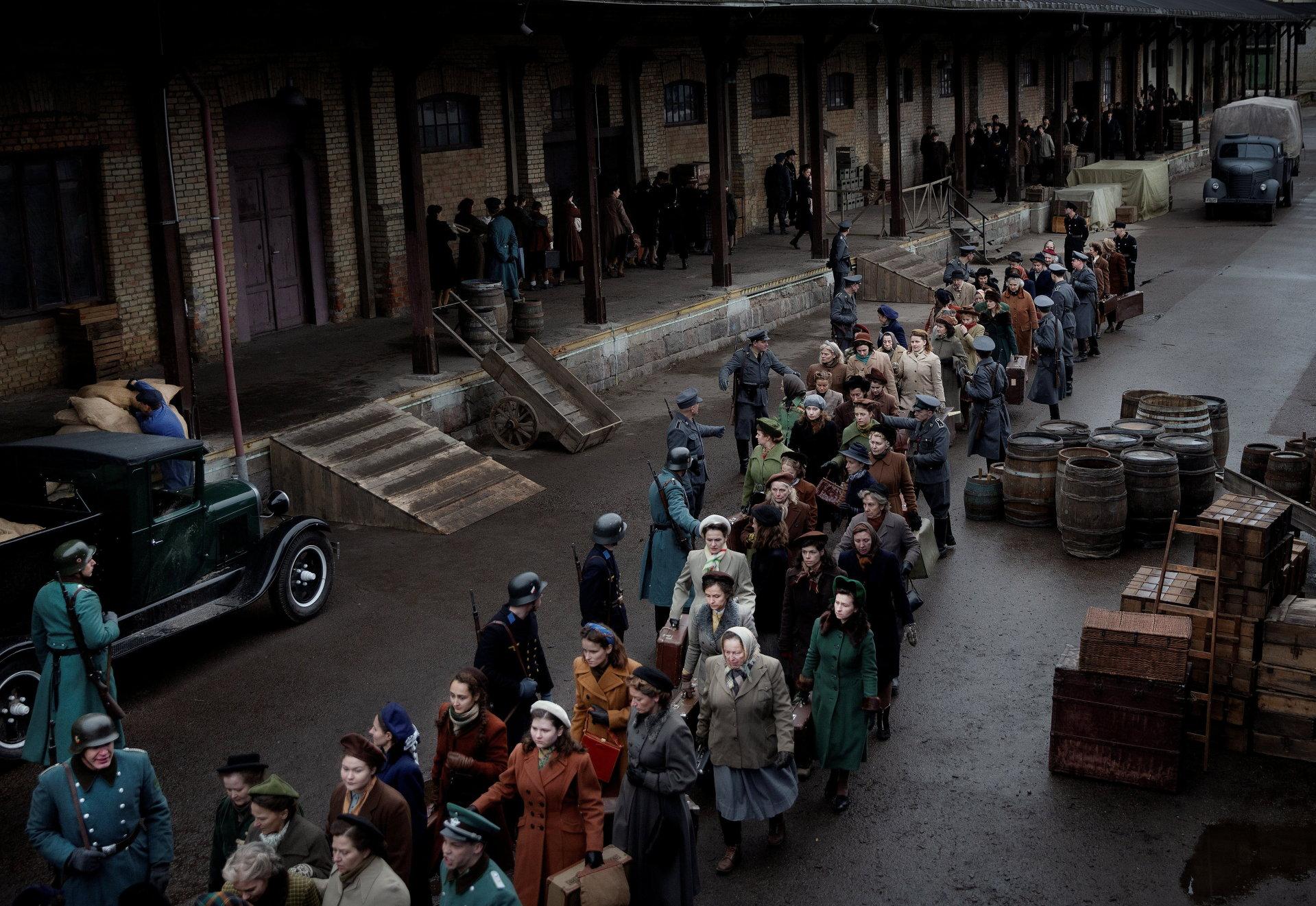 Eirik Svenssons film «Den største forbrytelsen» er en imponerende fortalt og sterk skildring av det norske holocaust, med utgangspunkt i Marte Michelets bok. Foto: Karl Erik Brøndbo/Fantefilm Fiksjon