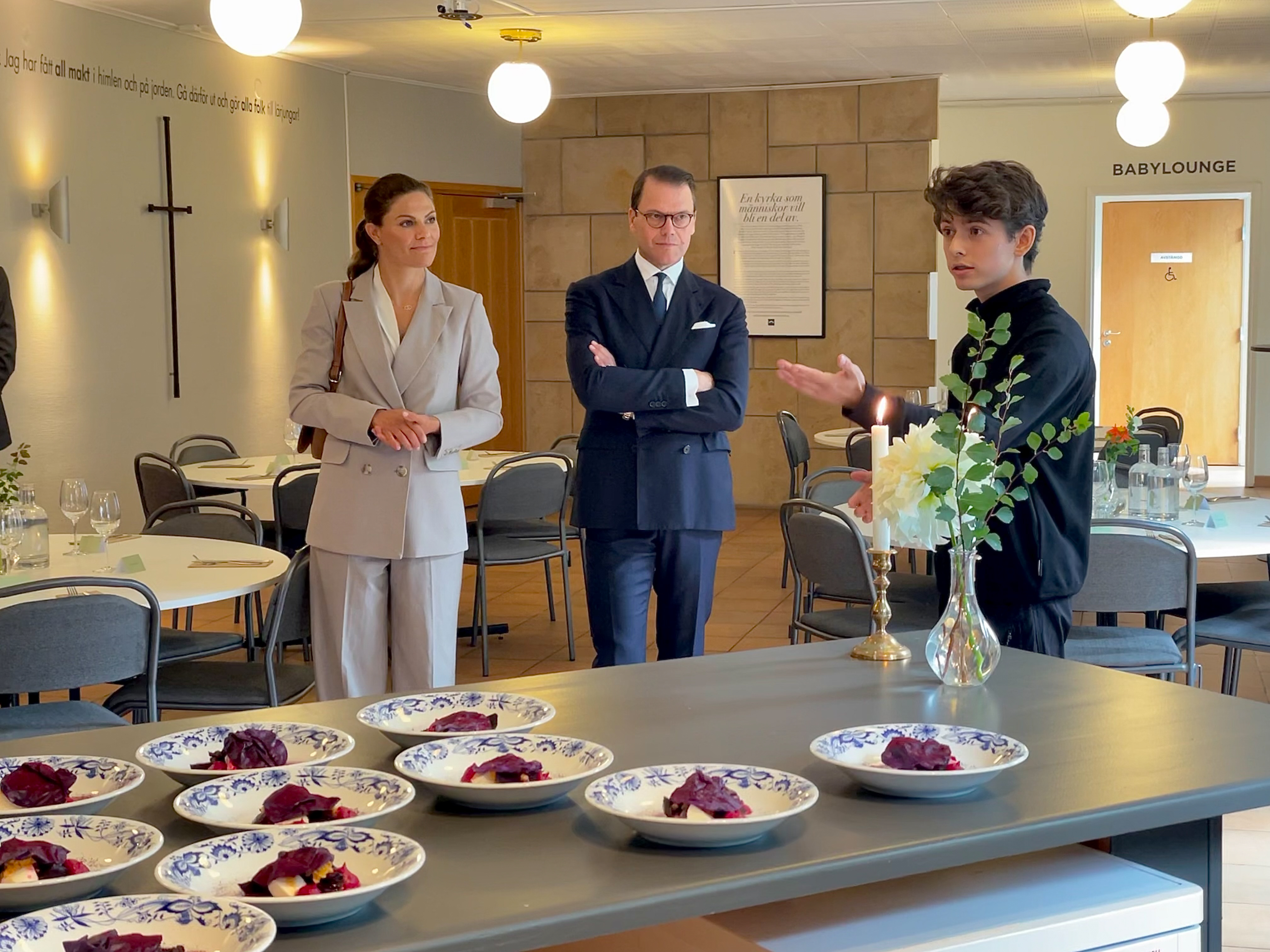 Kronprinsessparet gästade pingstkyrkan i Skövde 