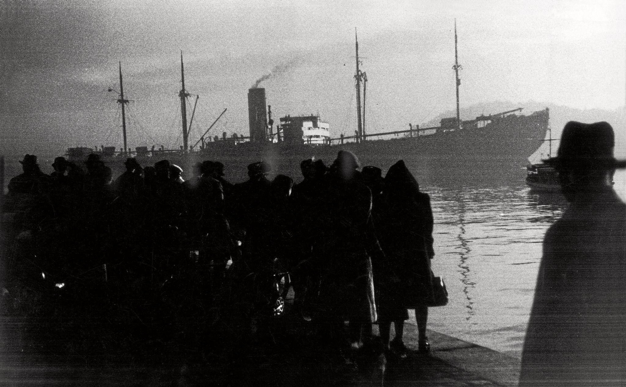 De eneste bildene som eksisterer av Donau og deportasjonen av norske jøder fra Oslo 26. november 1942, ble tatt i skjul av fotograf Georg W. Fossum.