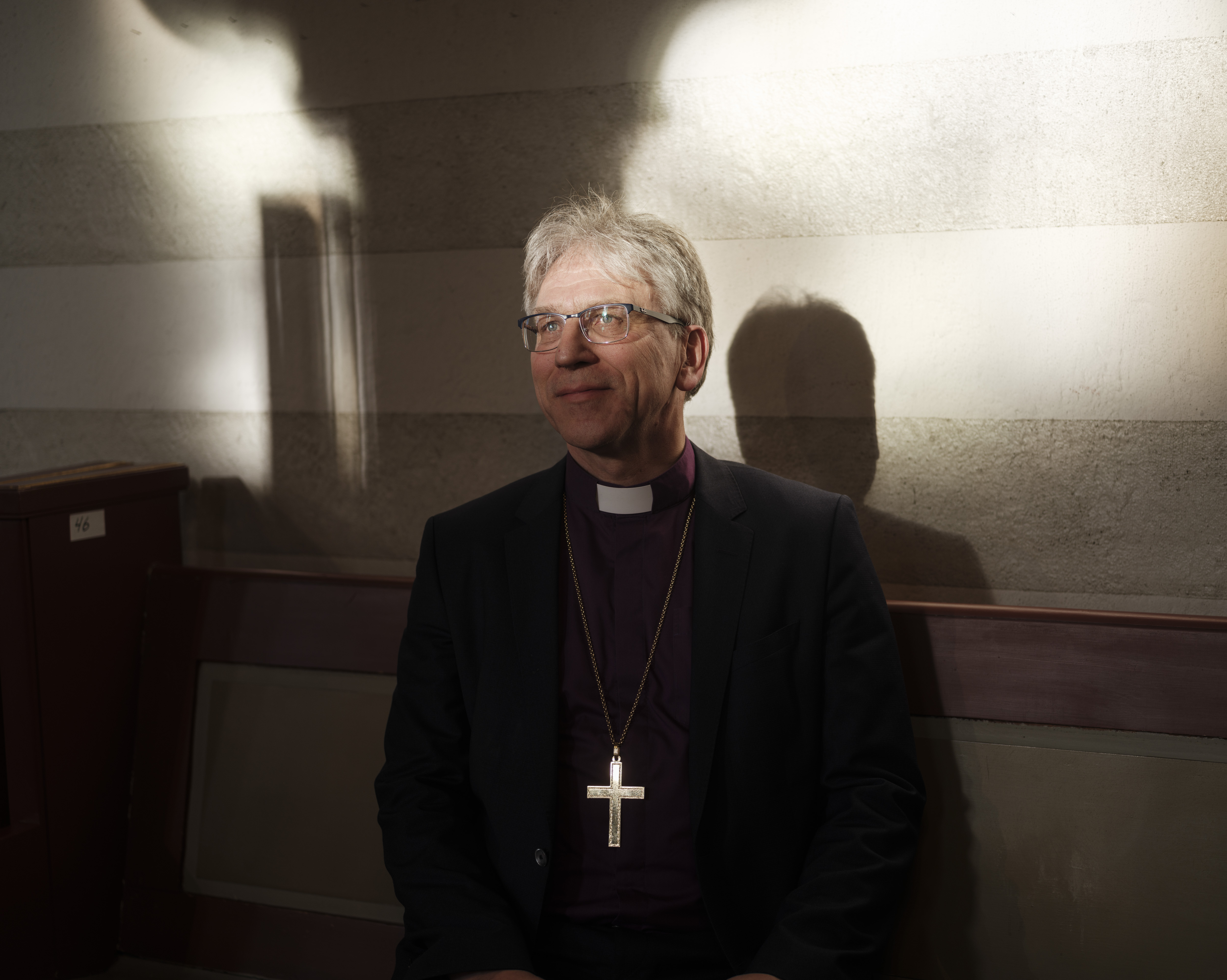 Kari Mangrud Alvsvåg presenteres som ny biskop i Borg. Fredrikstad domkirke.

Preses Olav Fykse Tveit