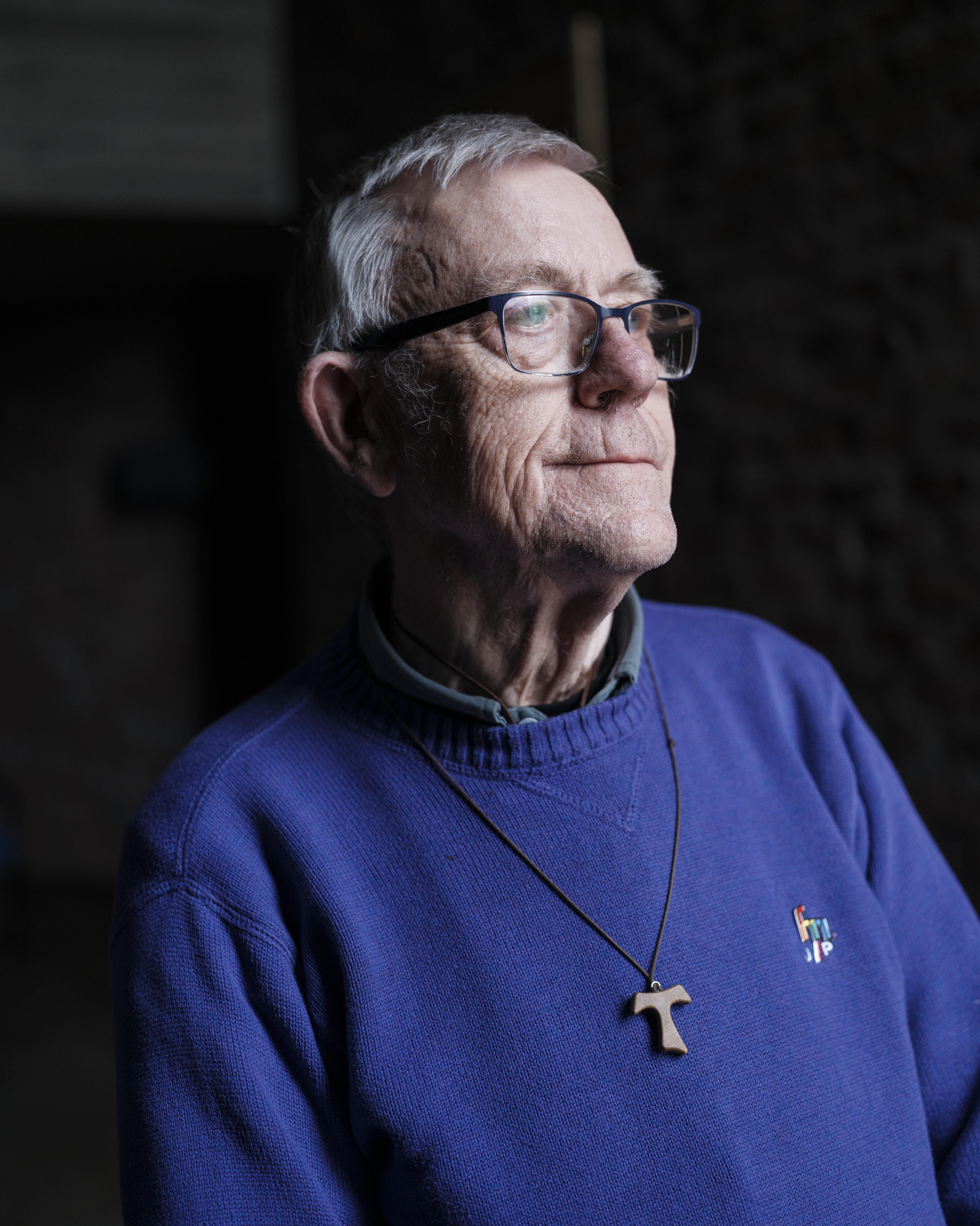 Aasmund Robert Vik (f. 1947) var den sentrale drivkraften bak oppstarten av Åpen kirkegruppe (ÅK) i 1976. St Hallvards kirke. Den katolske kirke i Norge.