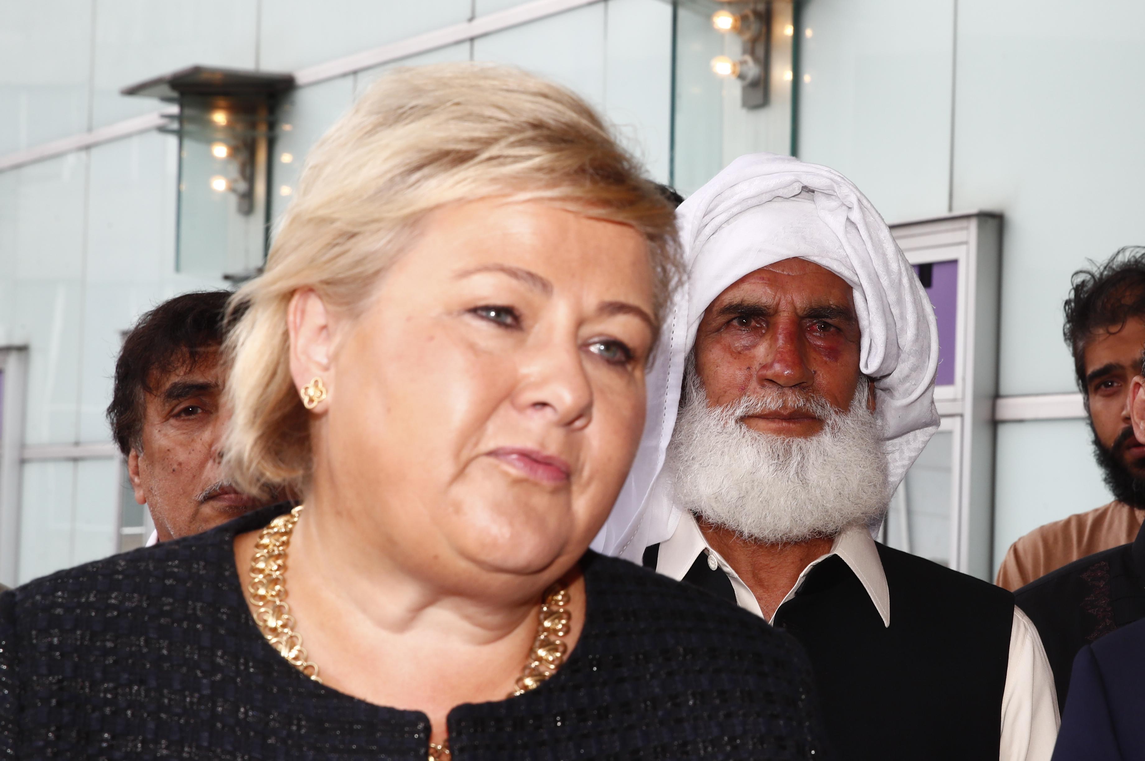 Statsminister Erna Solberg om moskéterroren: – Vi er ikke stolte