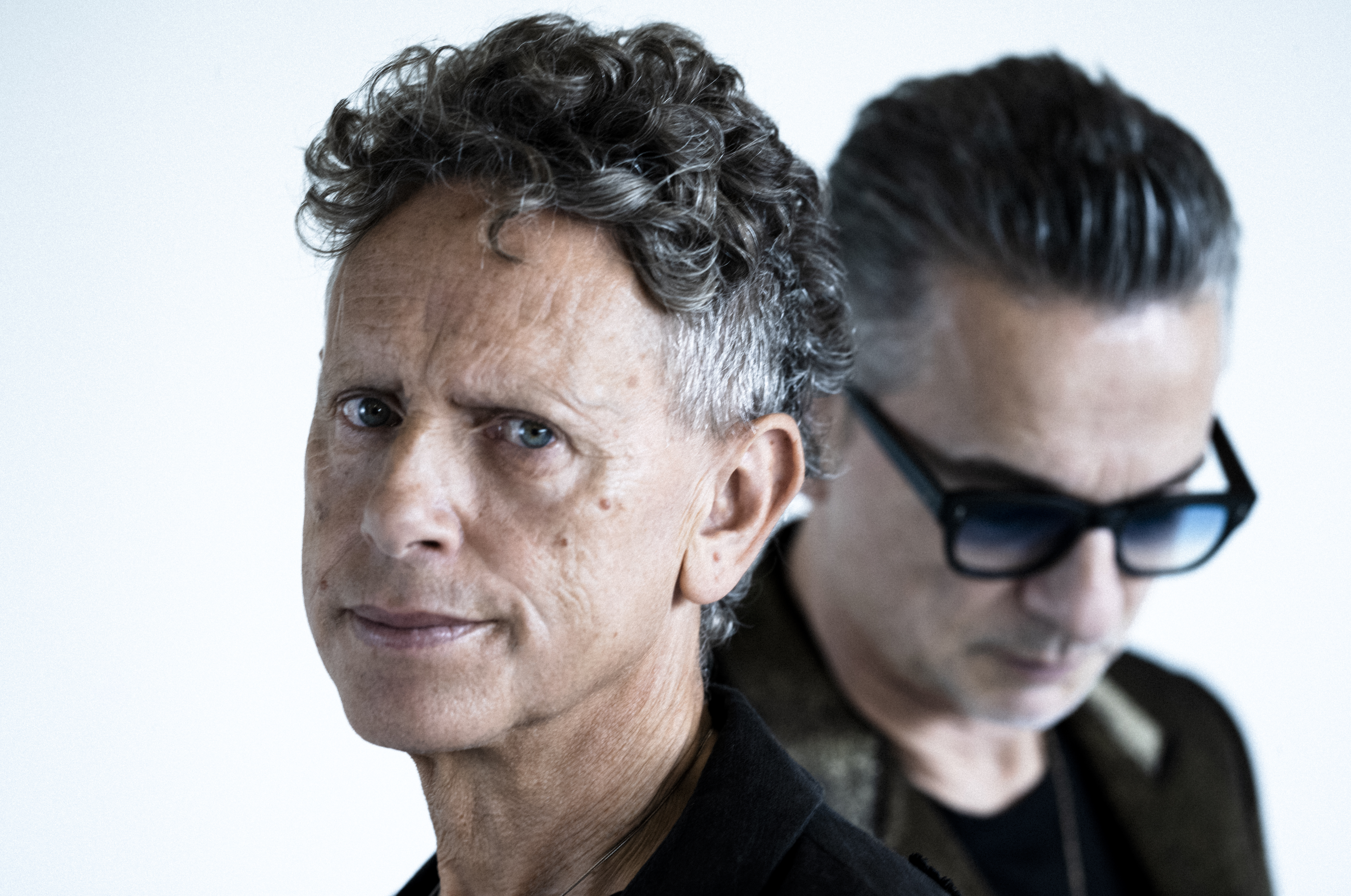 Depeche Mode er blitt en duo etter at bandmedlem og barndomsvenn Andrew Fletch Fletcher døde 60 år gammel i mai i fjor.