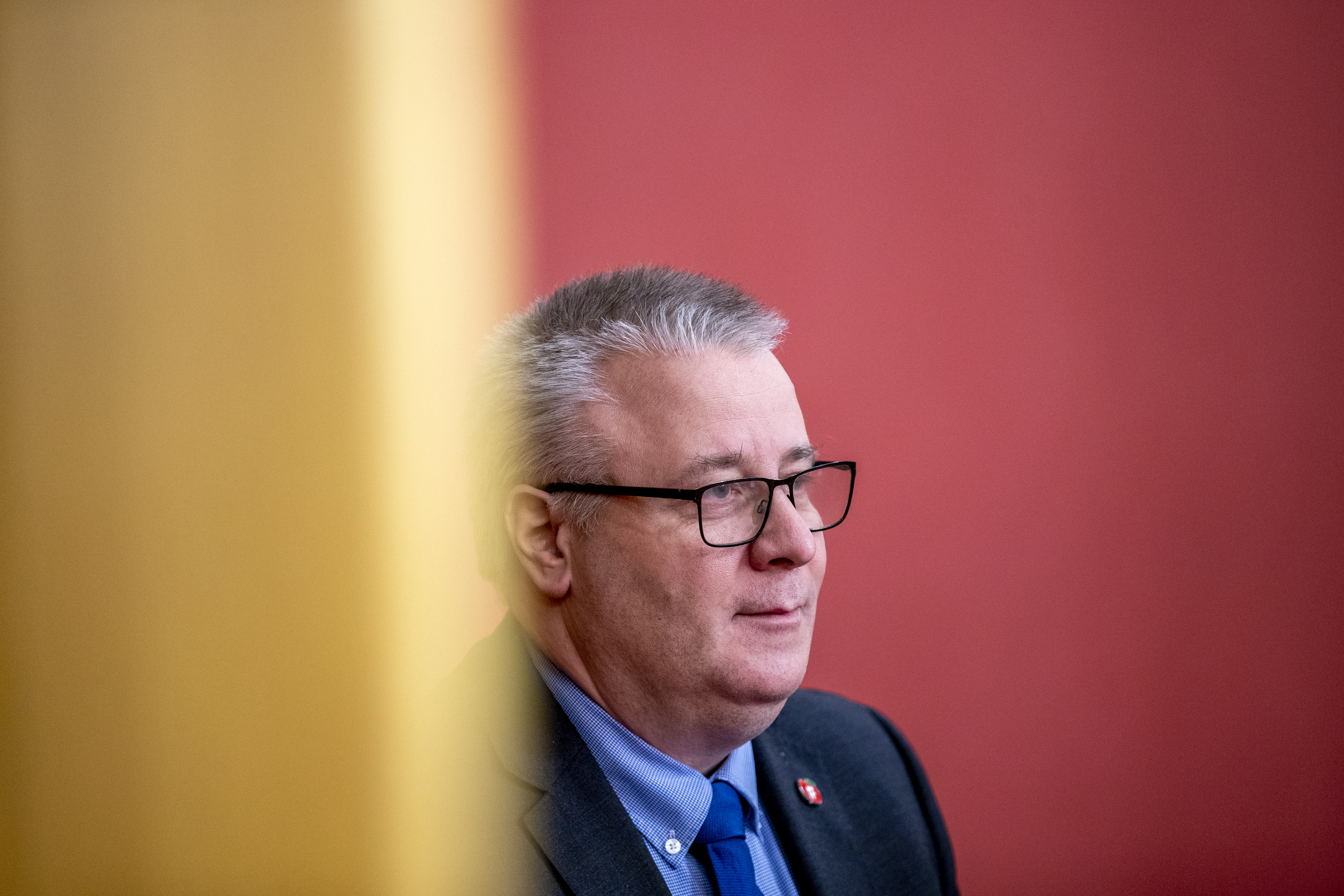 Oslo 20220106. 
Bård Hoksrud (Frp) i Stortinget under debatten om skjenkestopp.
Foto: Javad Parsa / NTB