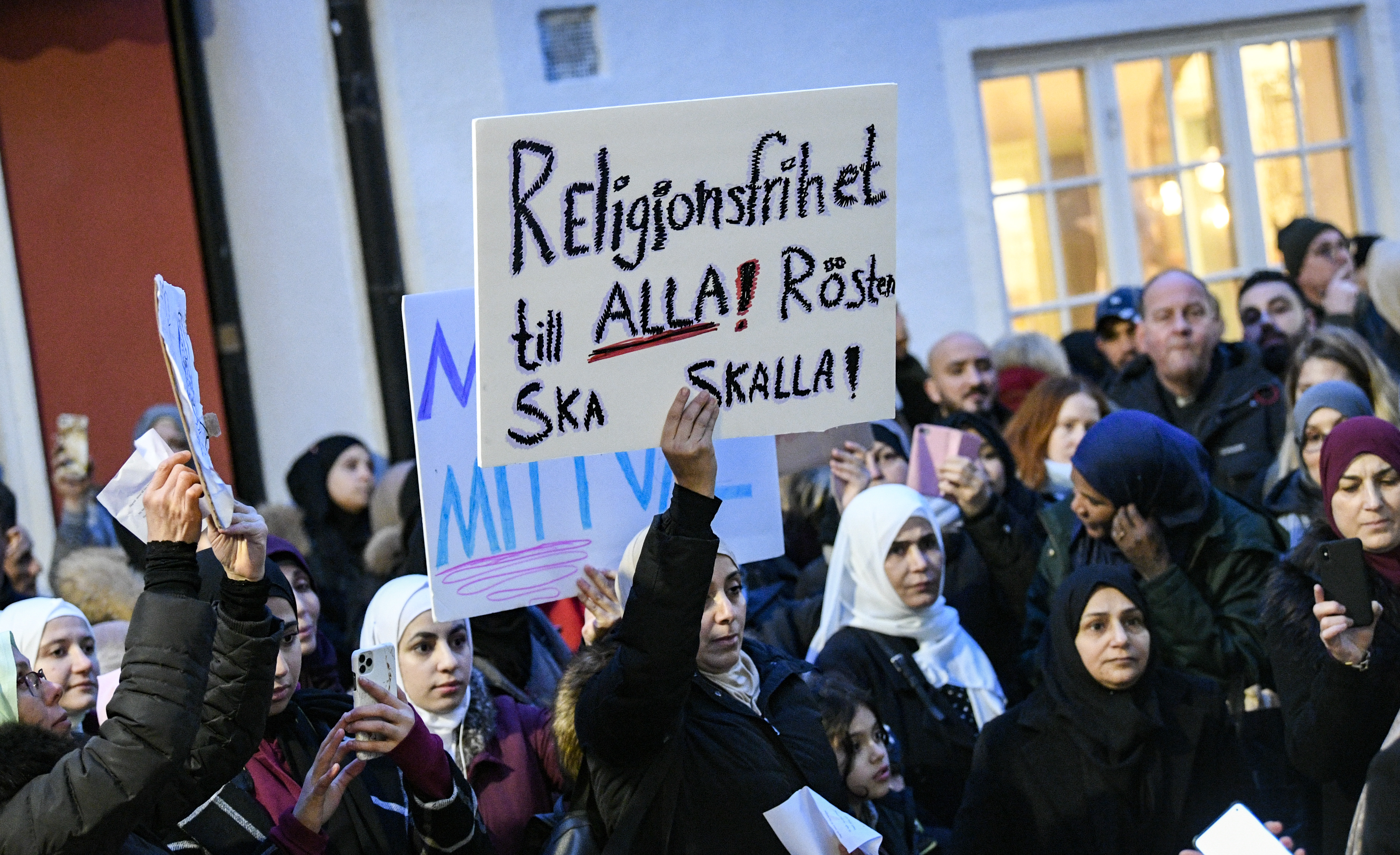 Kommun kräver att deras lokaler hålls ”religiöst neutrala”