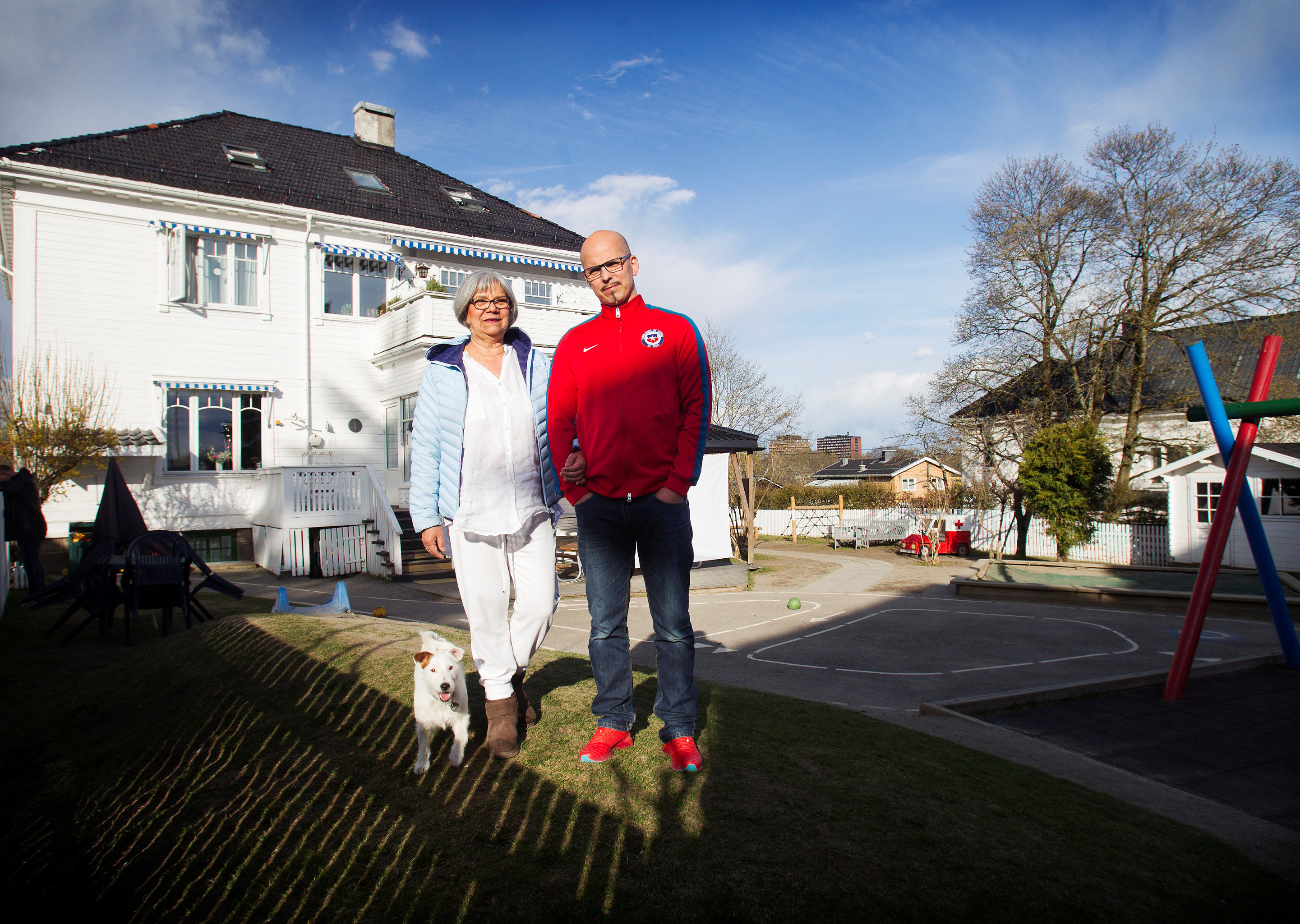 Utdanning, likestilling og lang botid øker flyktningers jobbsjanse