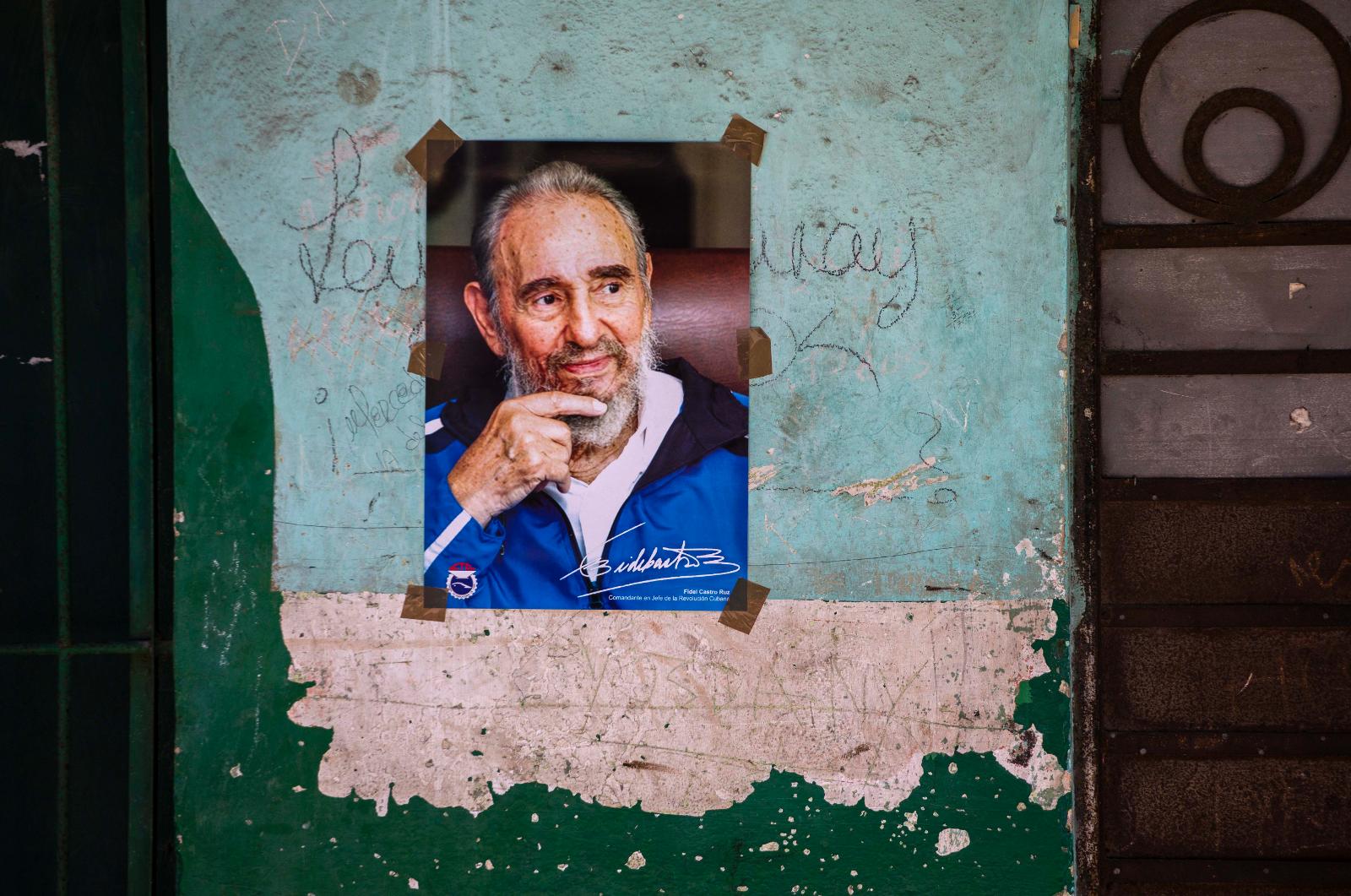 Kubas kommunistledare Fidel Castro är död