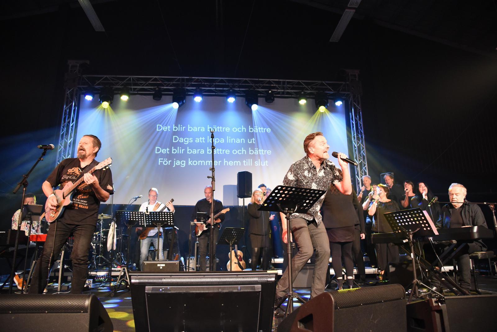 Bröderna Ådahl sjunger på festivalen Skärgårdssång 2019 i Tanumsstrand. (Ådahl''s)