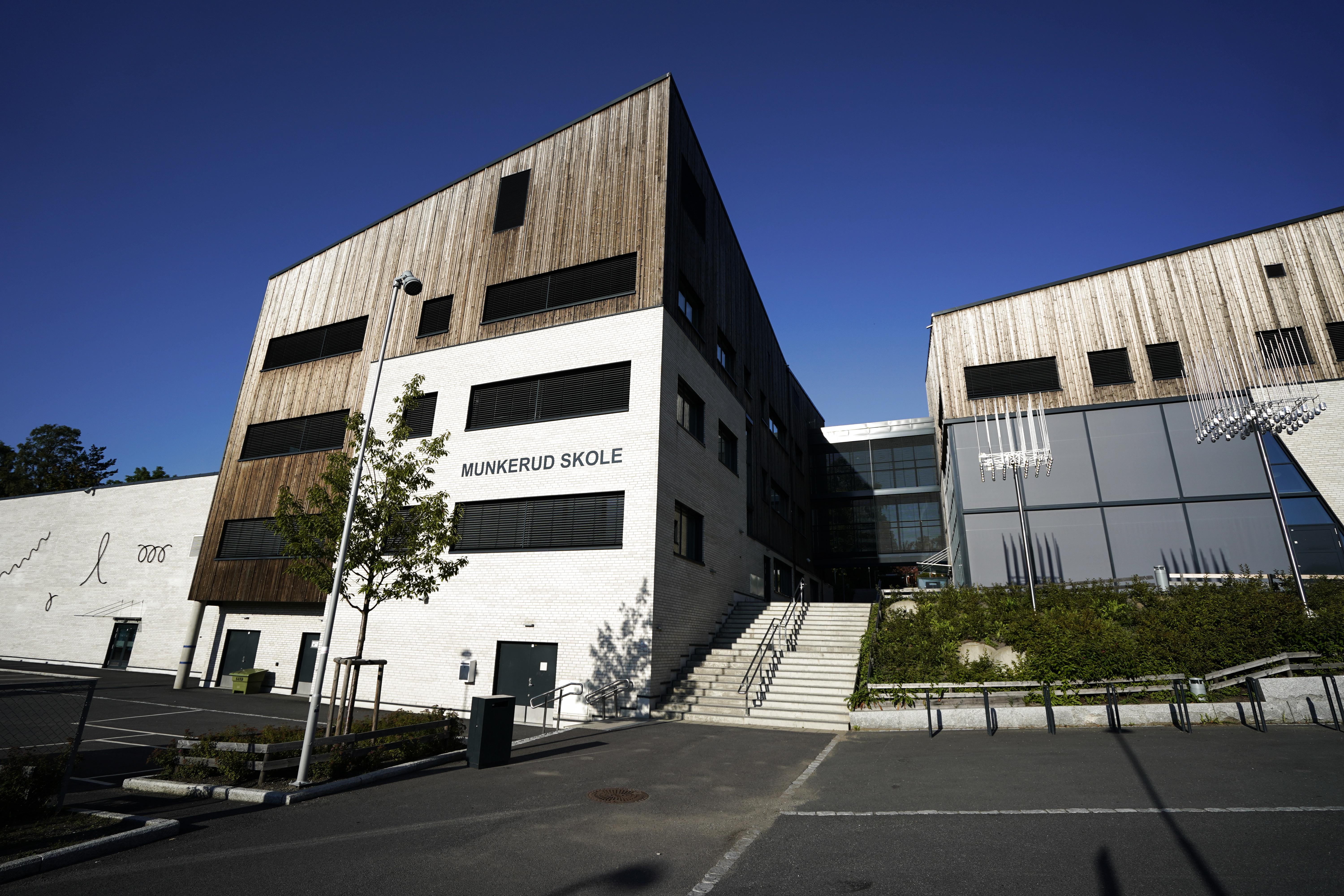 Oslo 20200814. 
En ansatt på Munkerud skole er bekreftet koronasmittet. Rundt halvparten av de ansatte er i karantene, og skolen vil ikke åpne som planlagt mandag 17. august.
Foto: Fredrik Hagen / NTB scanpix