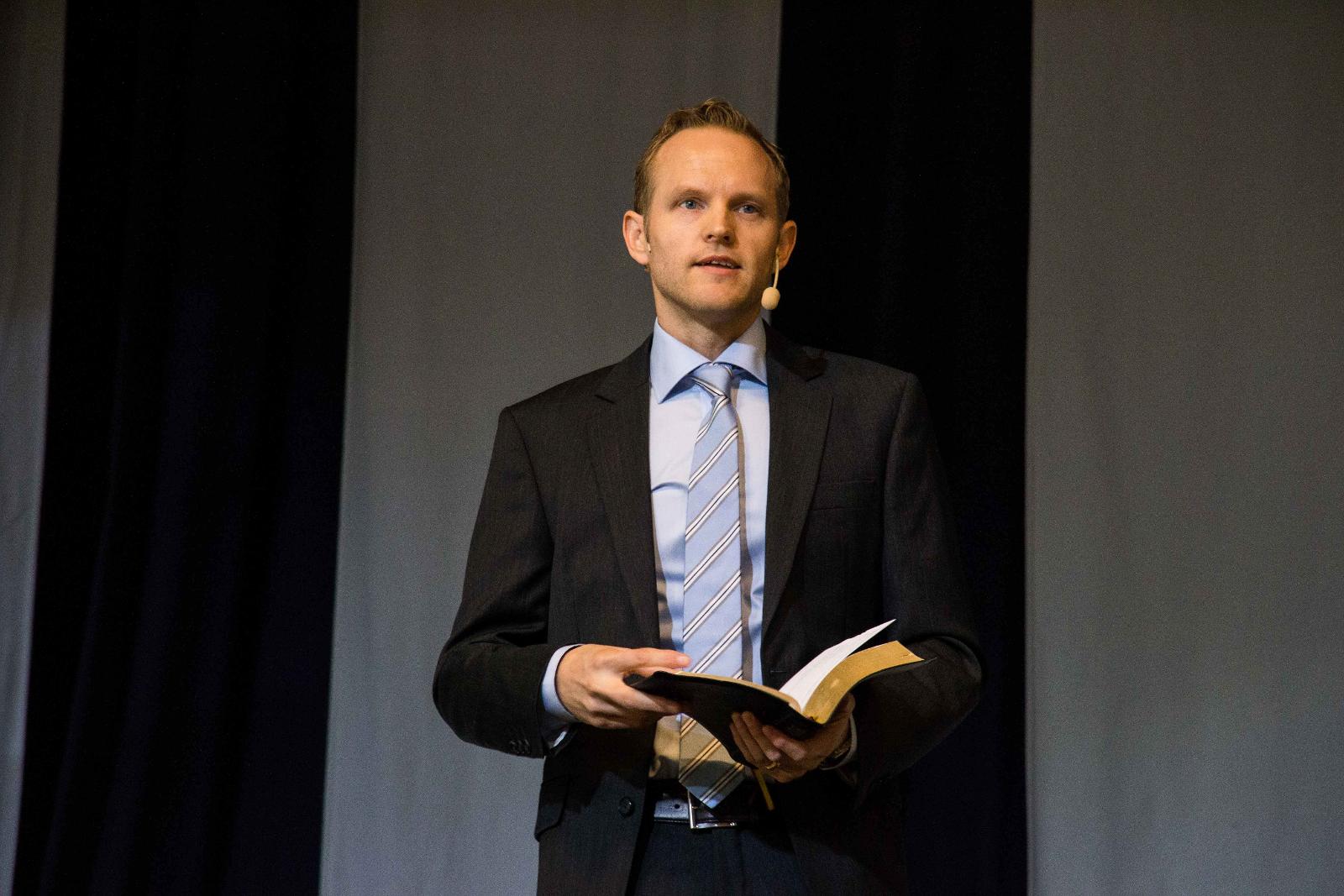 Mikael Stenhammar: Bethel church - helande till vilket pris som helst?