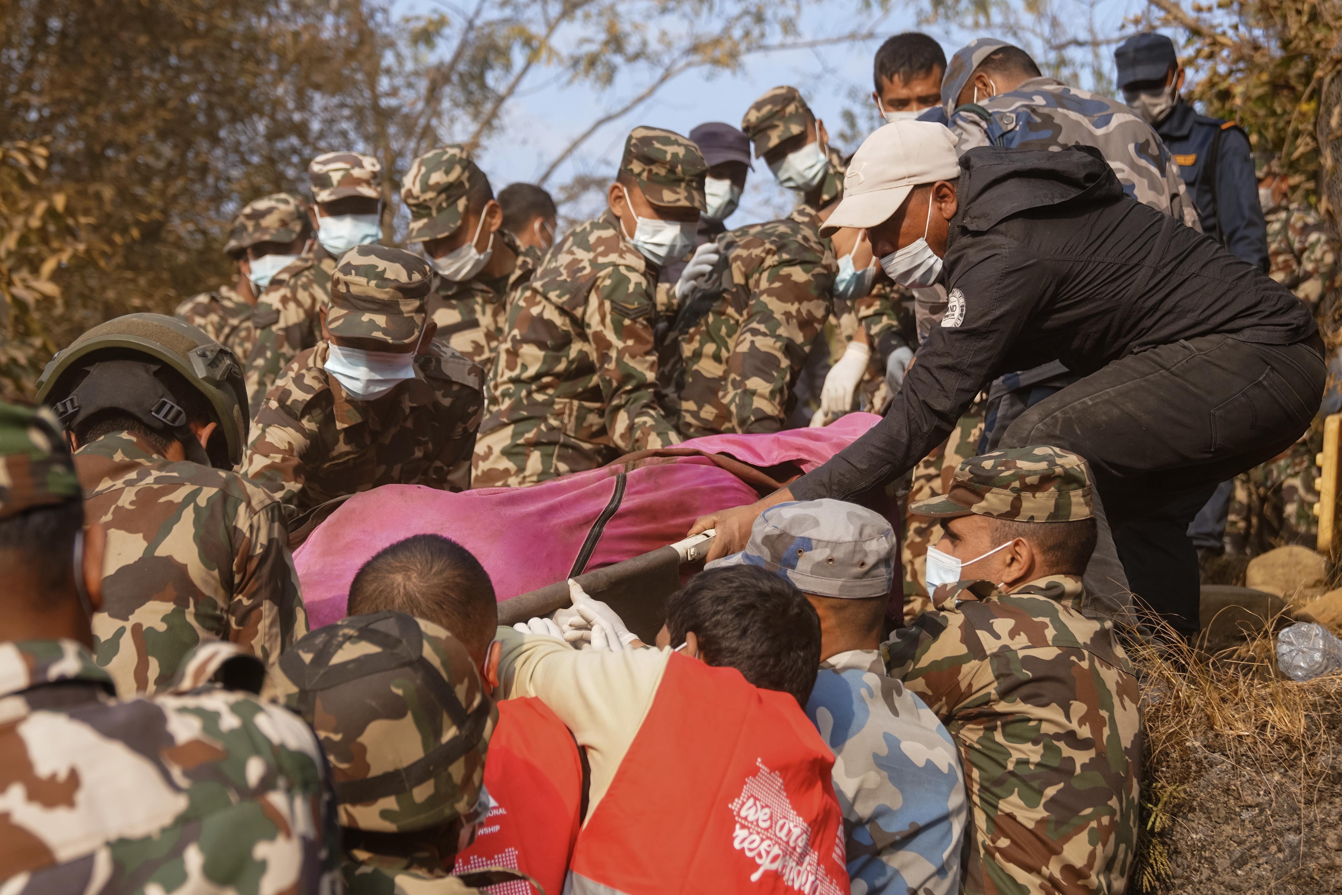 Minst 68 døde etter flystyrt i Nepal