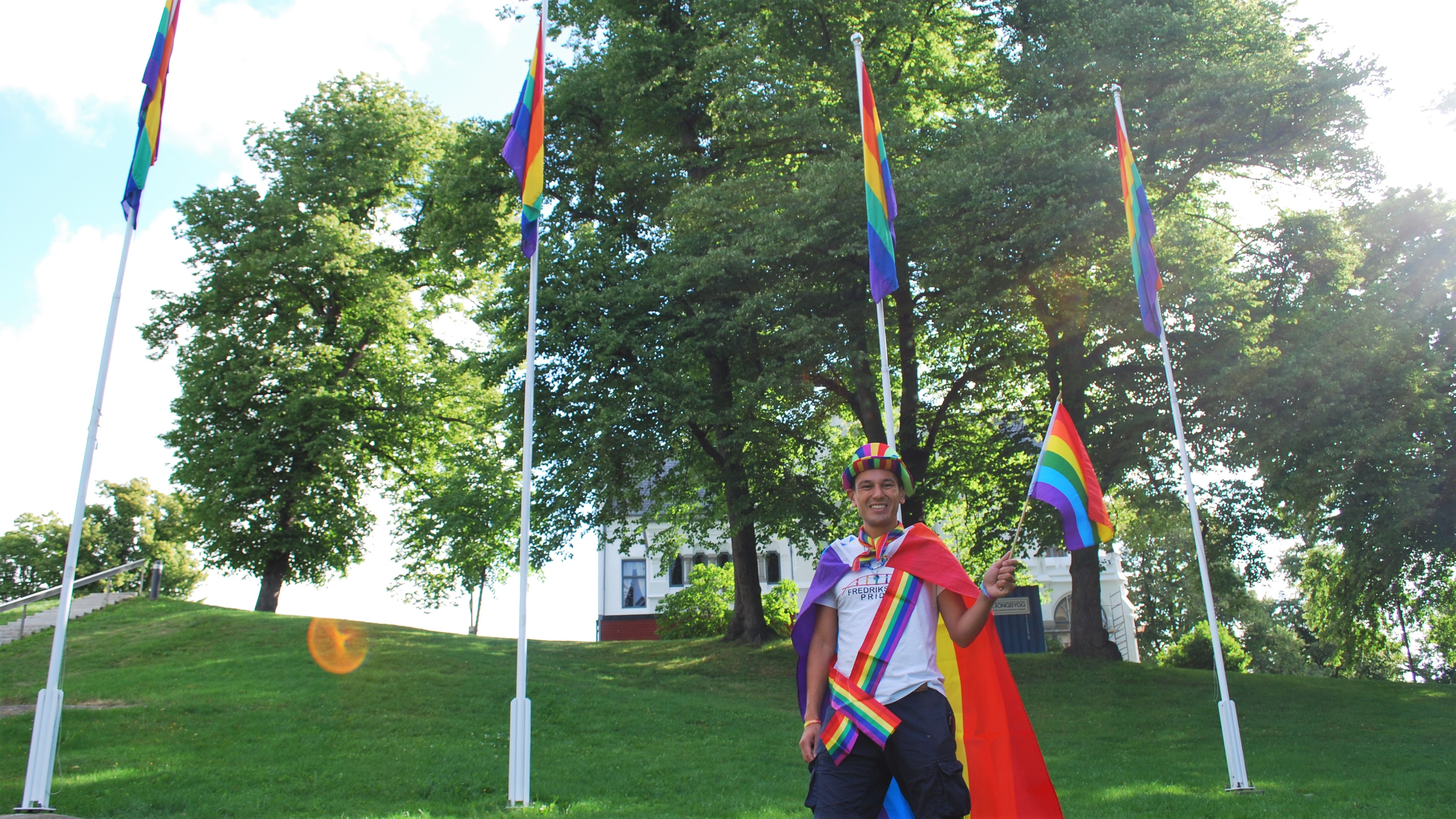 David Ernesto under åpningen av Fredrikstad Pride 2021.