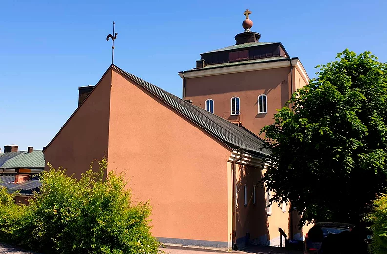 Katolska kyrkan växer i Sverige - två nya kyrkor invigs i helgen