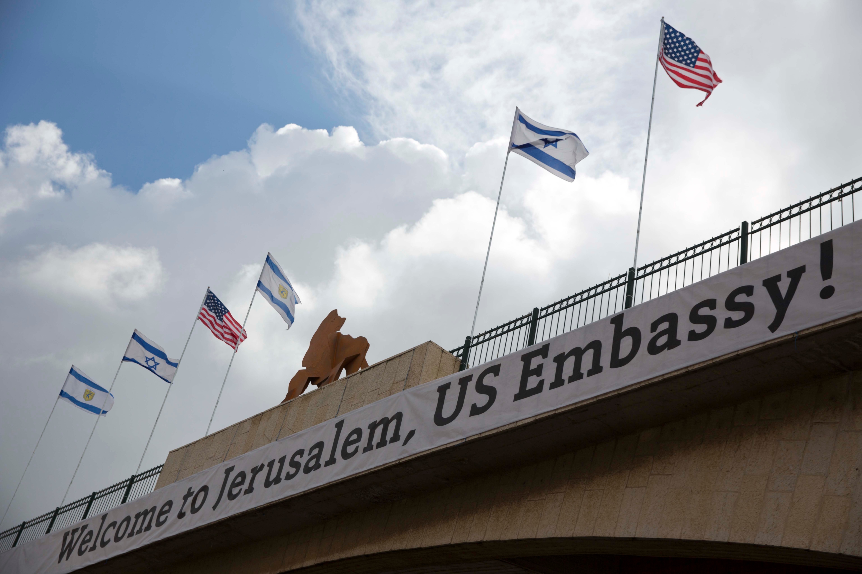 Venter bråk når ambassaden flyttes