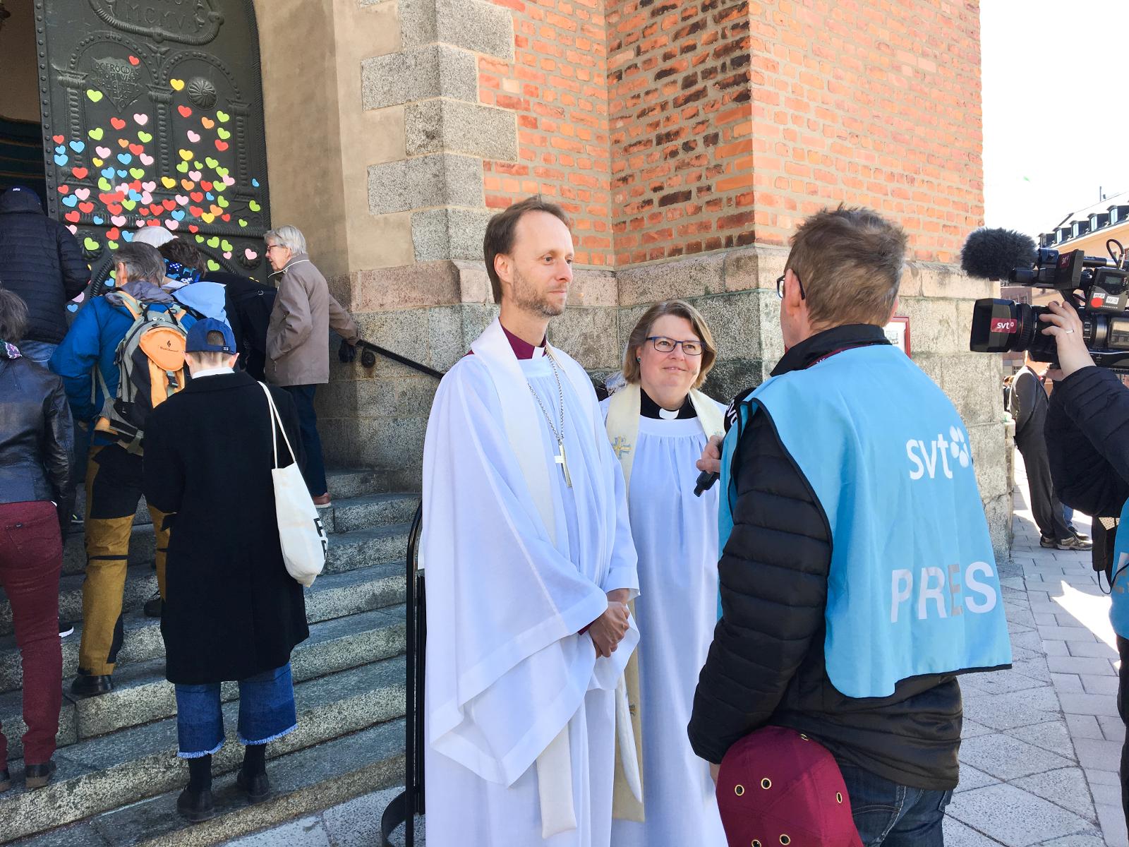 Västerås biskop efter hen-kritiken: Jesus var en man