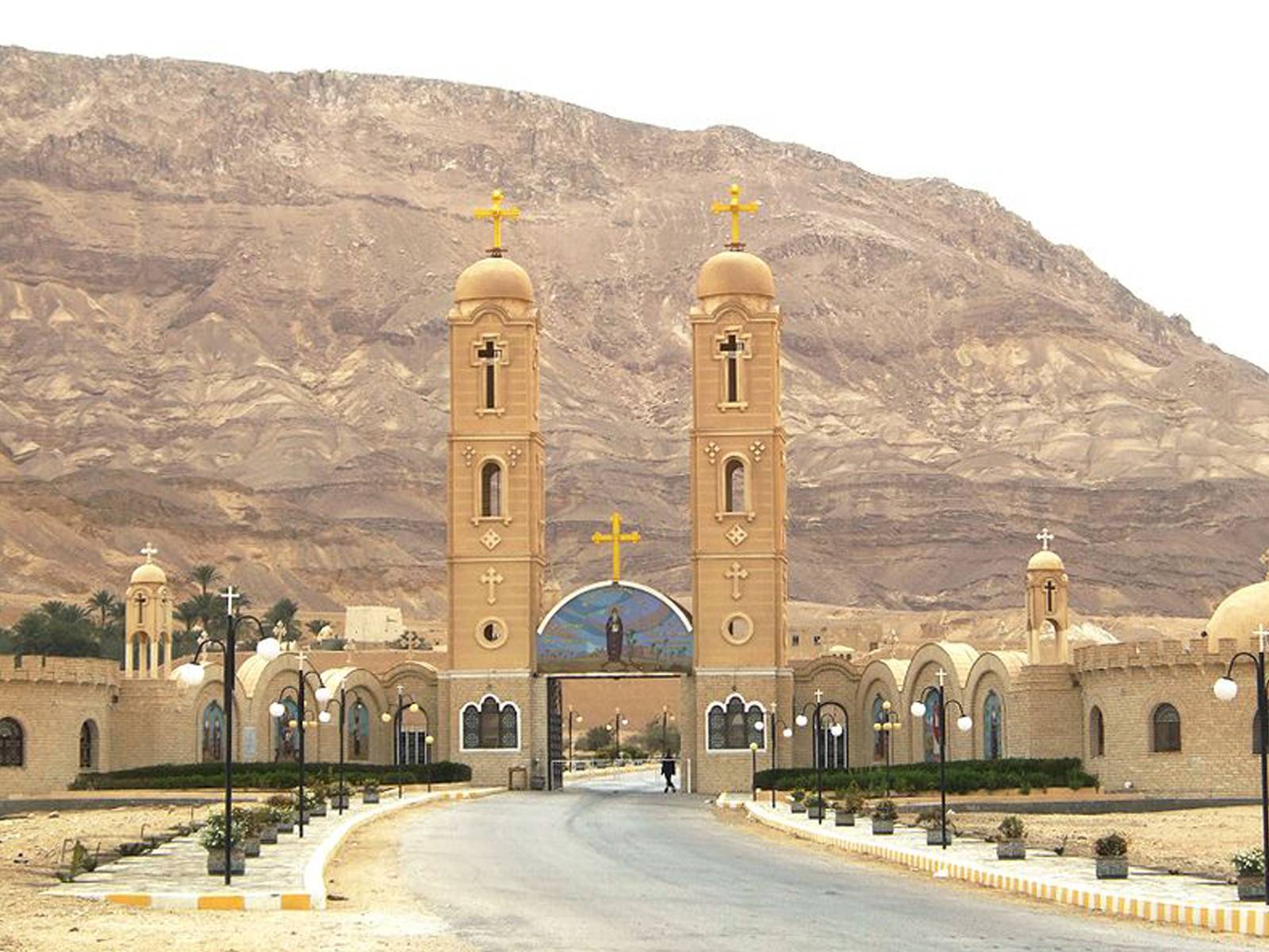 Kloster i Egypten, där Jesus passerade som flykting.