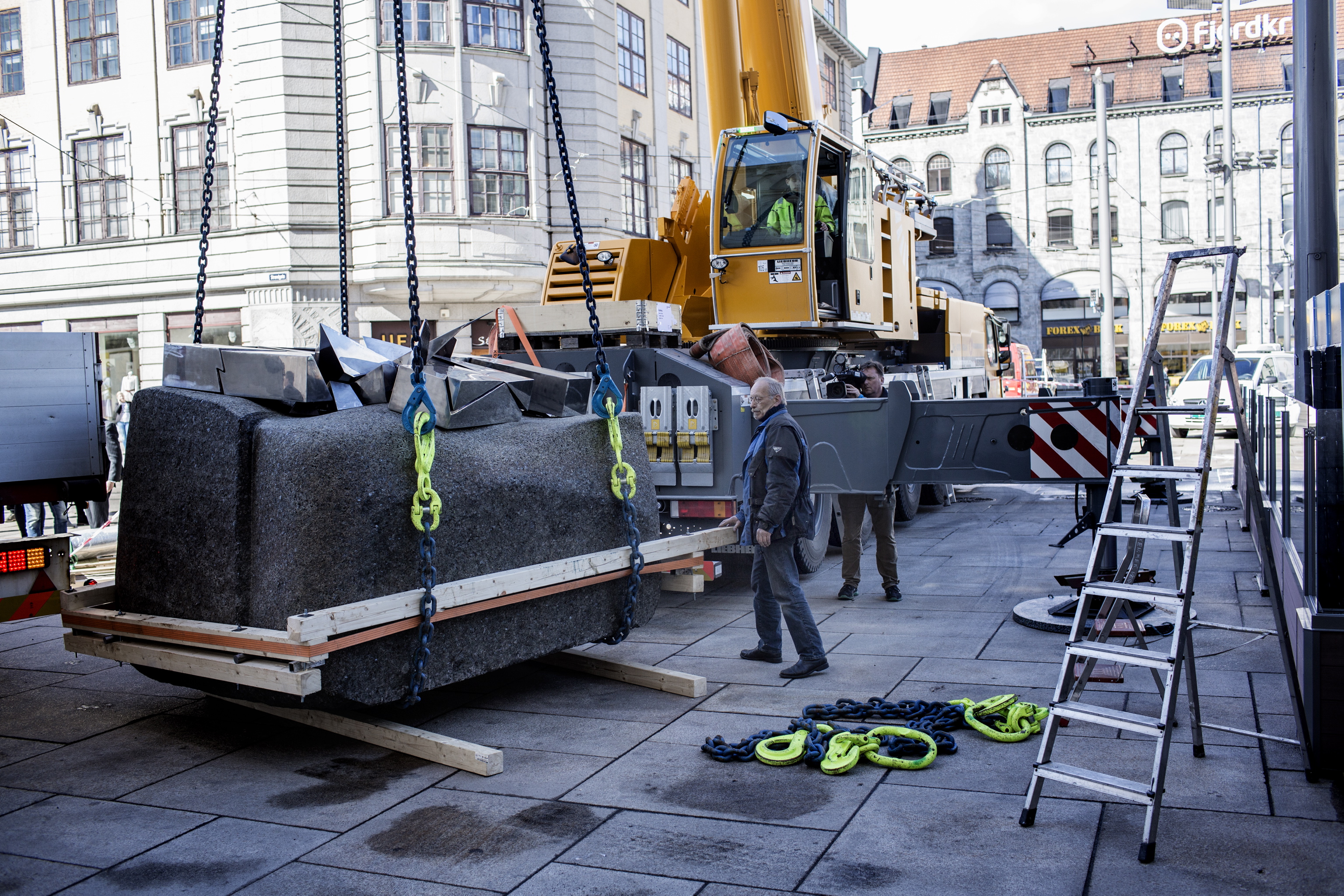 Osvaldmonumentet kommer på plass på Jernbanetorget. FOTO: FREDRIK BJERKNES