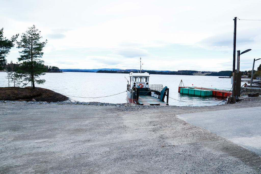 Bildet viser Utøykaia. En båt ligger ved den. Her kan det komme minnested etter terroren 22. juli 2011.