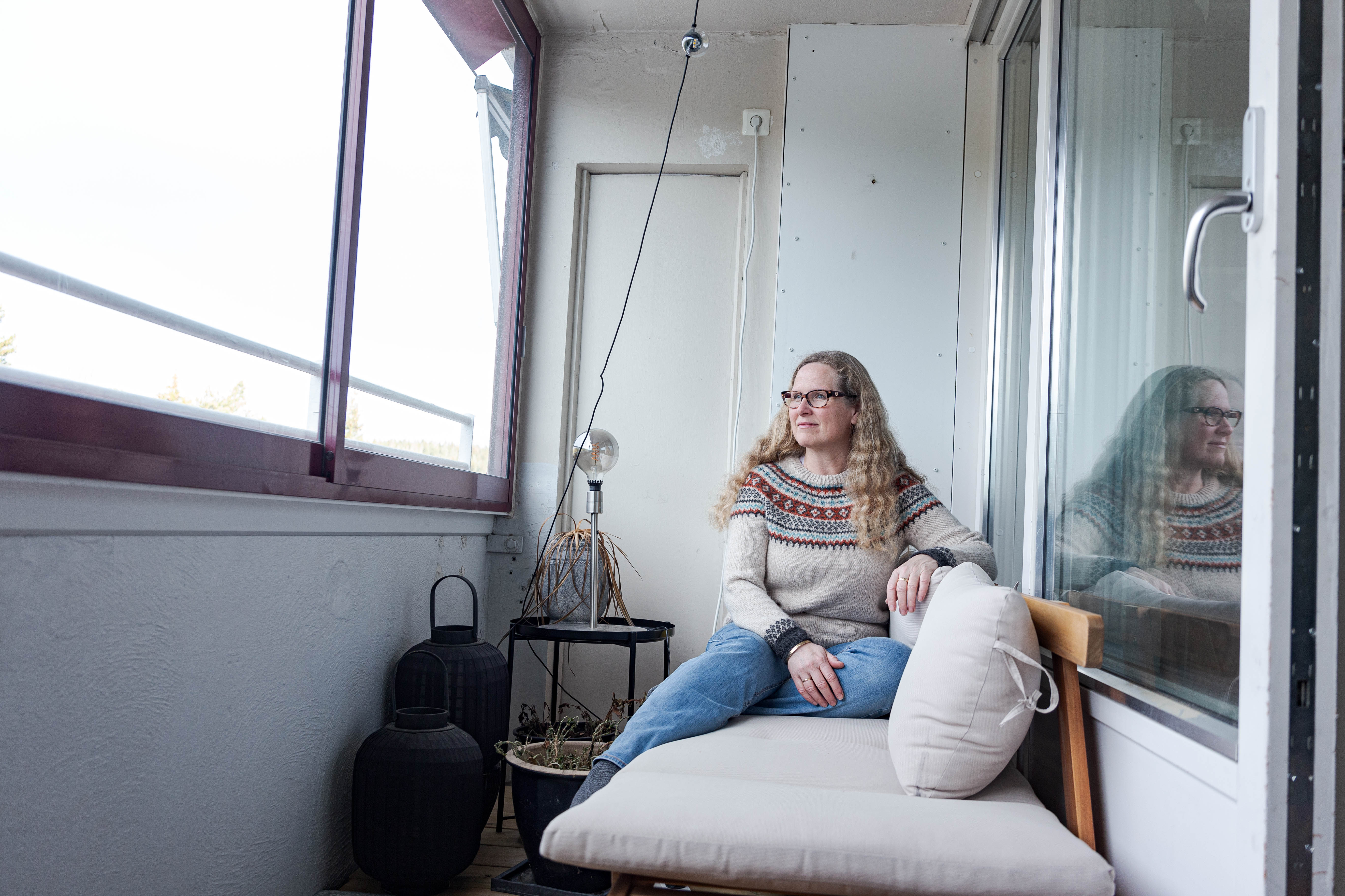 Anne Mari Schiager Topland. Nestformann i frikirken. I leiligheten på Ammerud i Oslo. 25022022. Foto Alf Simensen