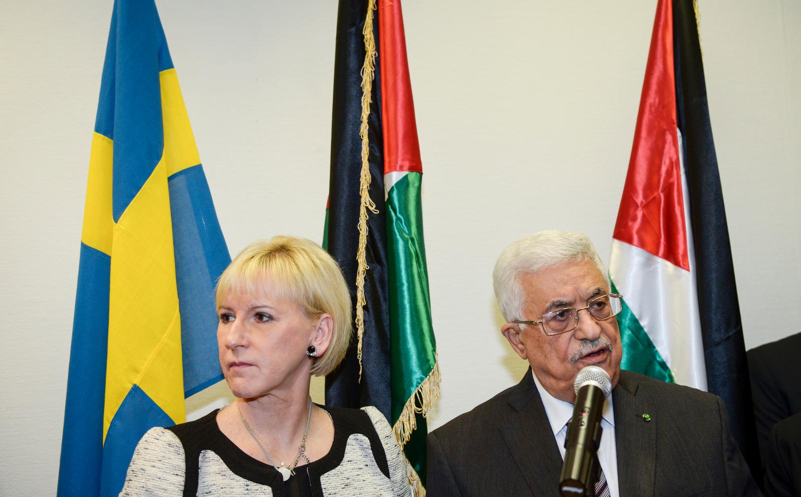 Wallström hyllas i Palestina - men bojkottas av Israel