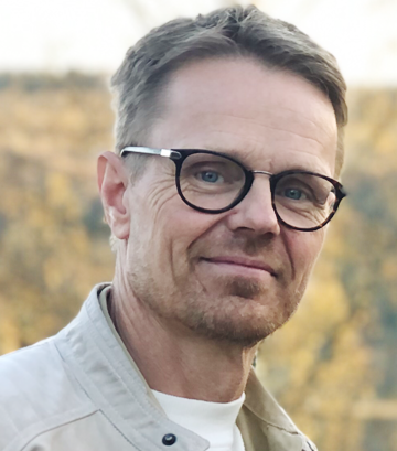 David Axelsson, pastor.