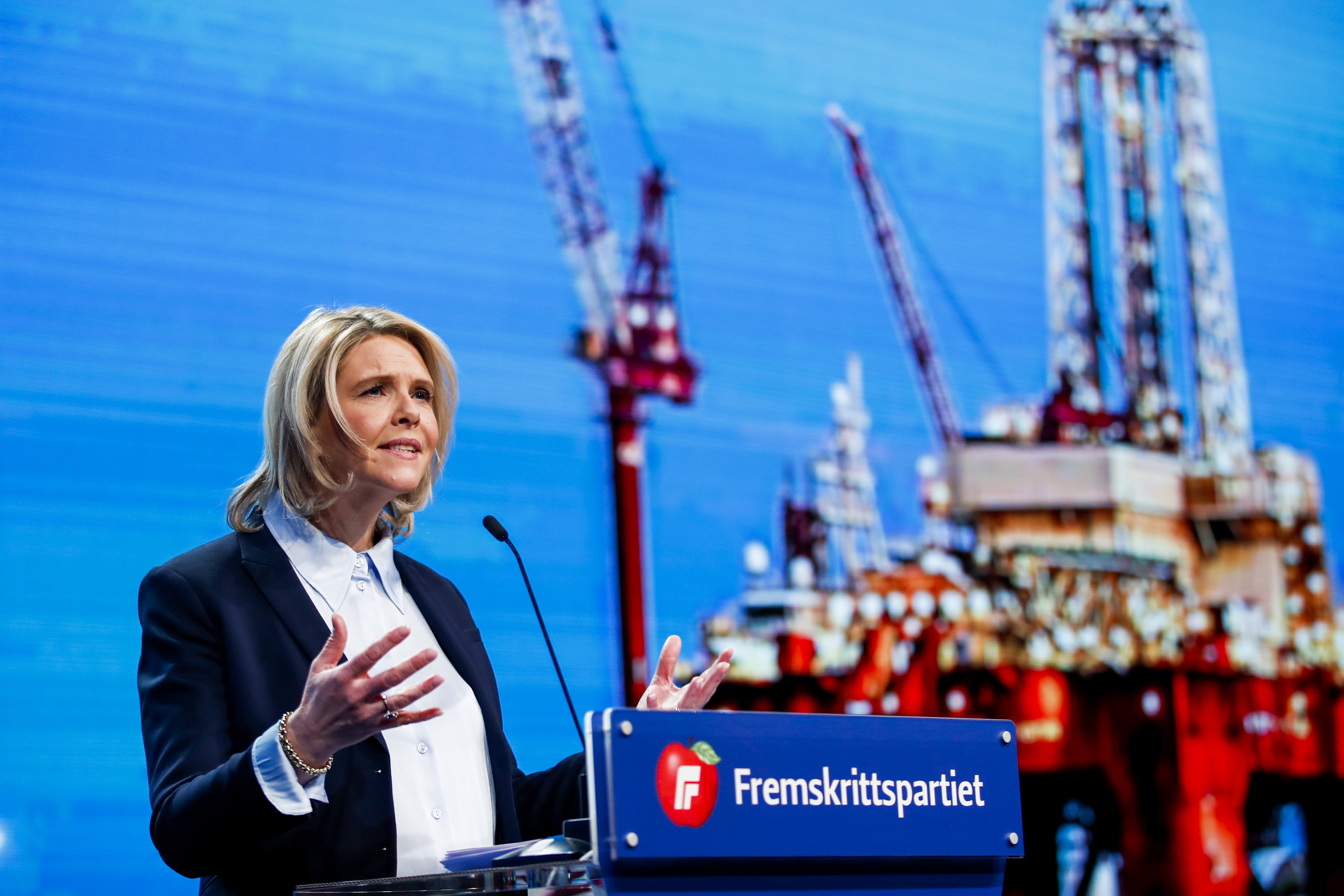 Leder i Fremskrittspartiet, Sylvi Listhaug, under talen til Fremskrittspartiets landsmøte på Gardermoen fredag.
Foto: Javad Parsa / NTB