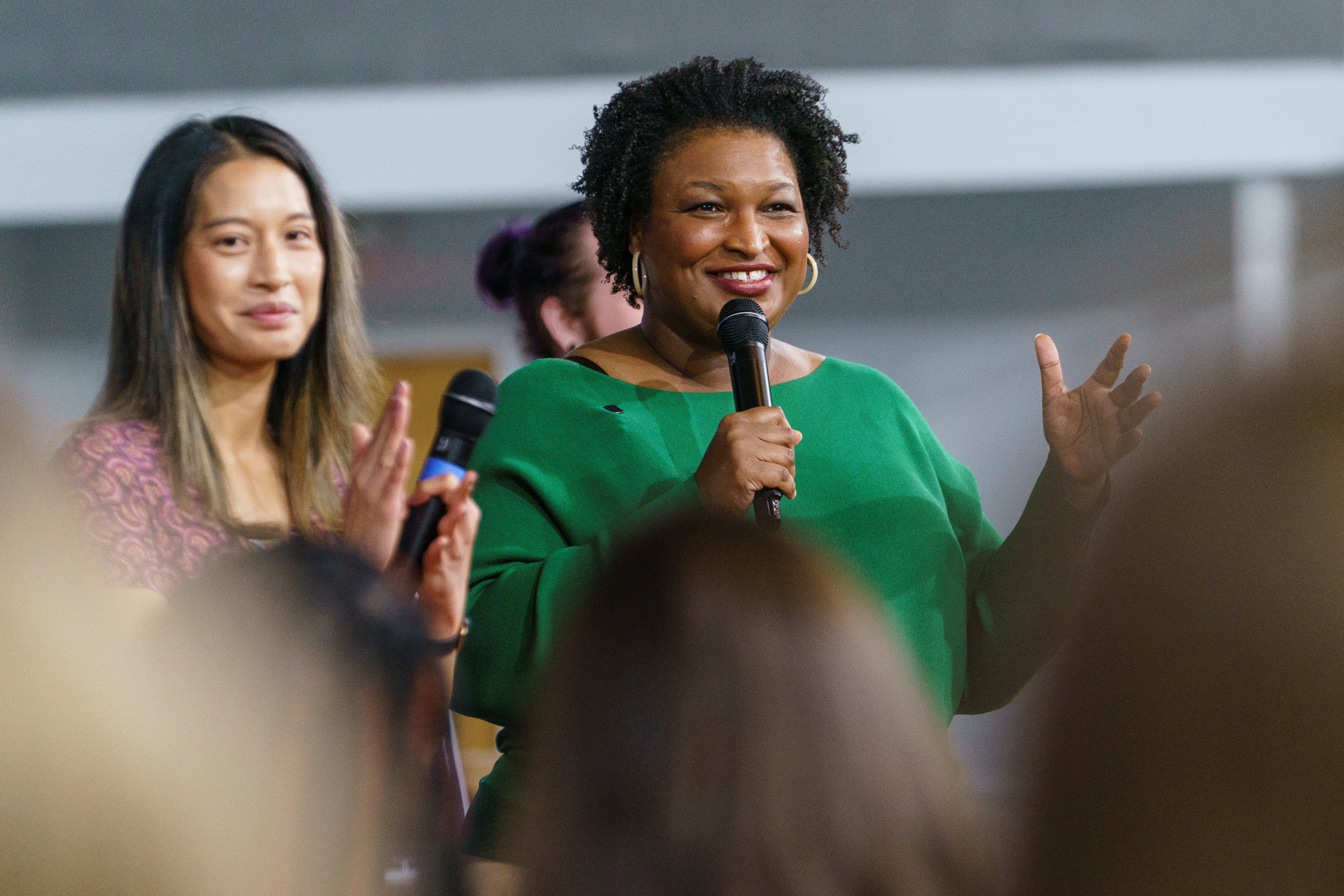 Demokratenes Stacey Abrams er guvernør-kandidat i Georgia.